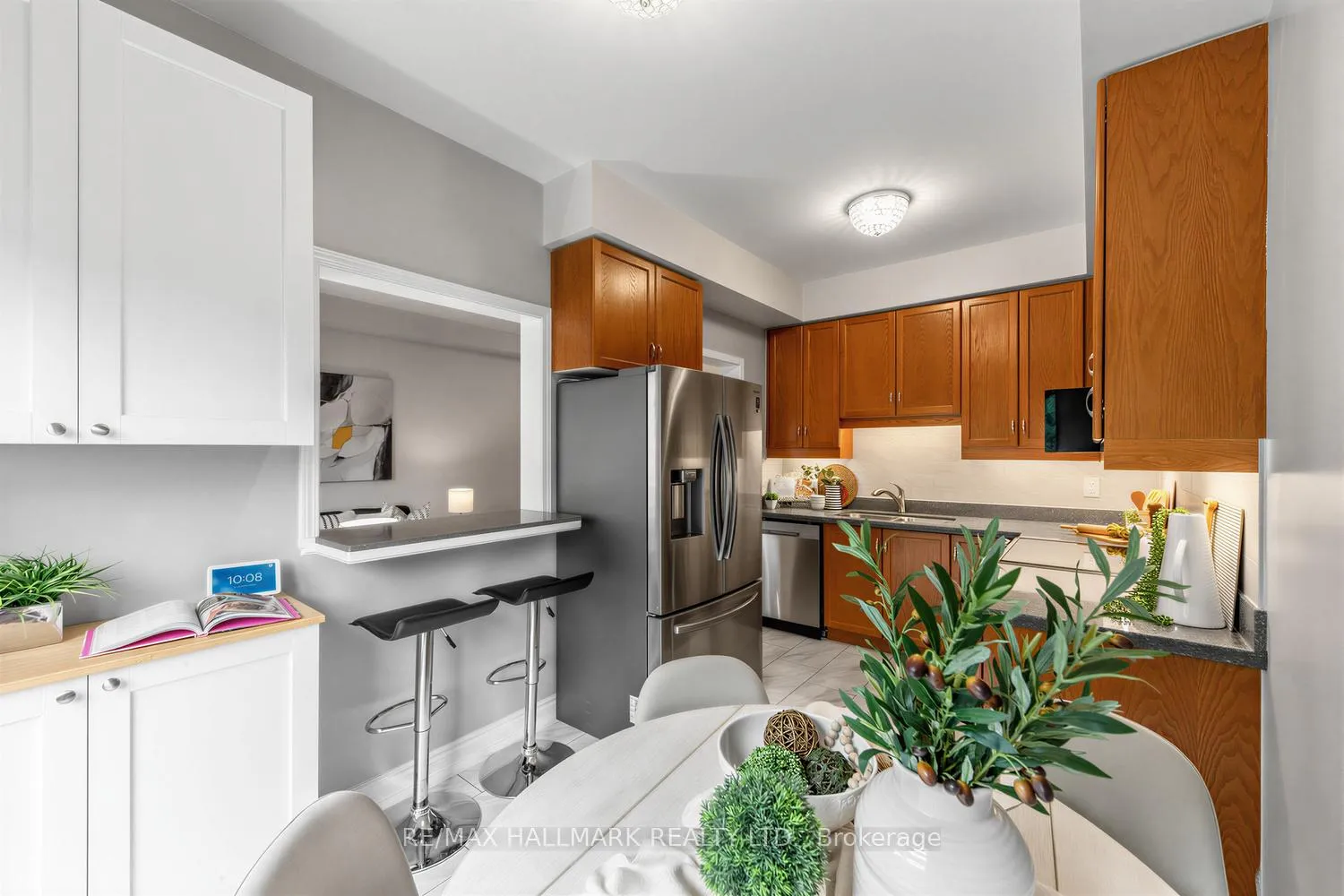 Photo 14 of 4 Debonair Street, Richmond Hill, Westbrook — HOMEH