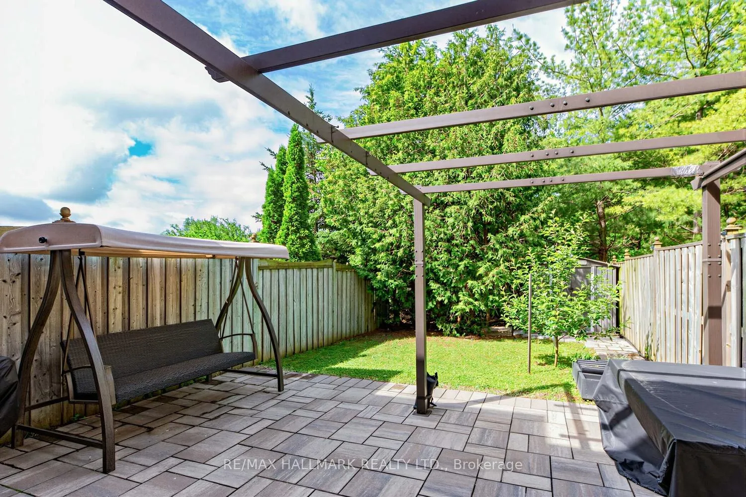 Photo 33 of 4 Debonair Street, Richmond Hill, Westbrook — HOMEH
