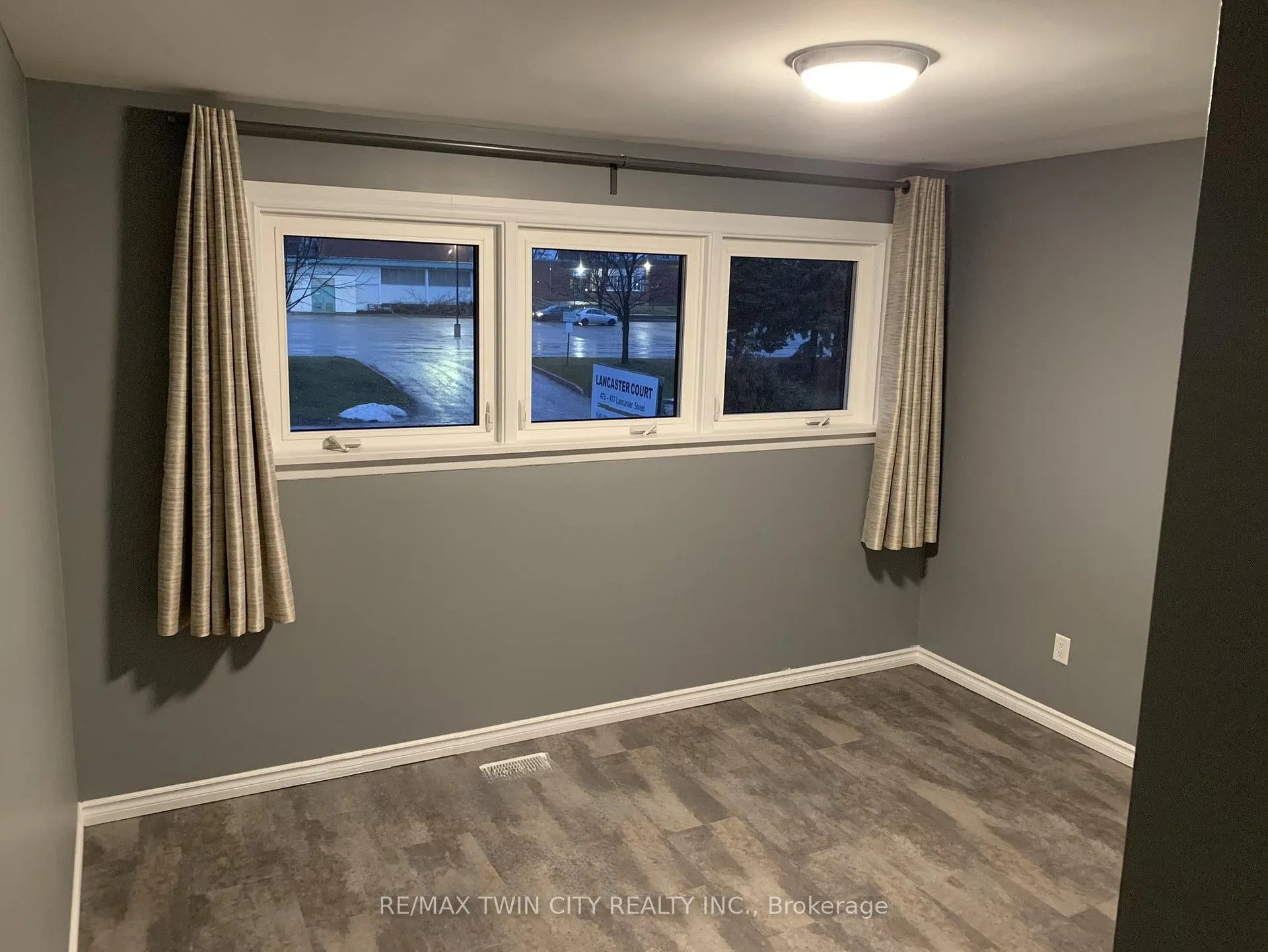 Photo 7 of 19 Hamel Avenue, Waterloo — HOMEH