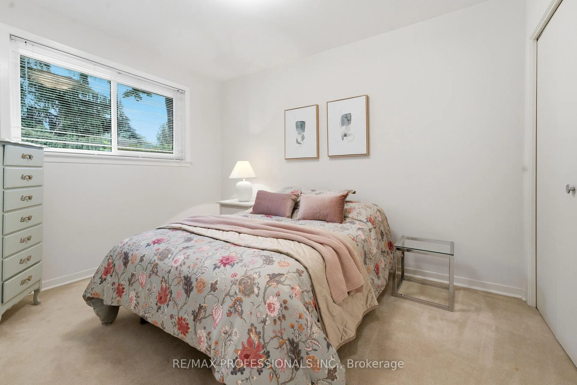 Photo 26 of 48 Wareside Road, Etobicoke, Etobicoke West Mall — HOMEH