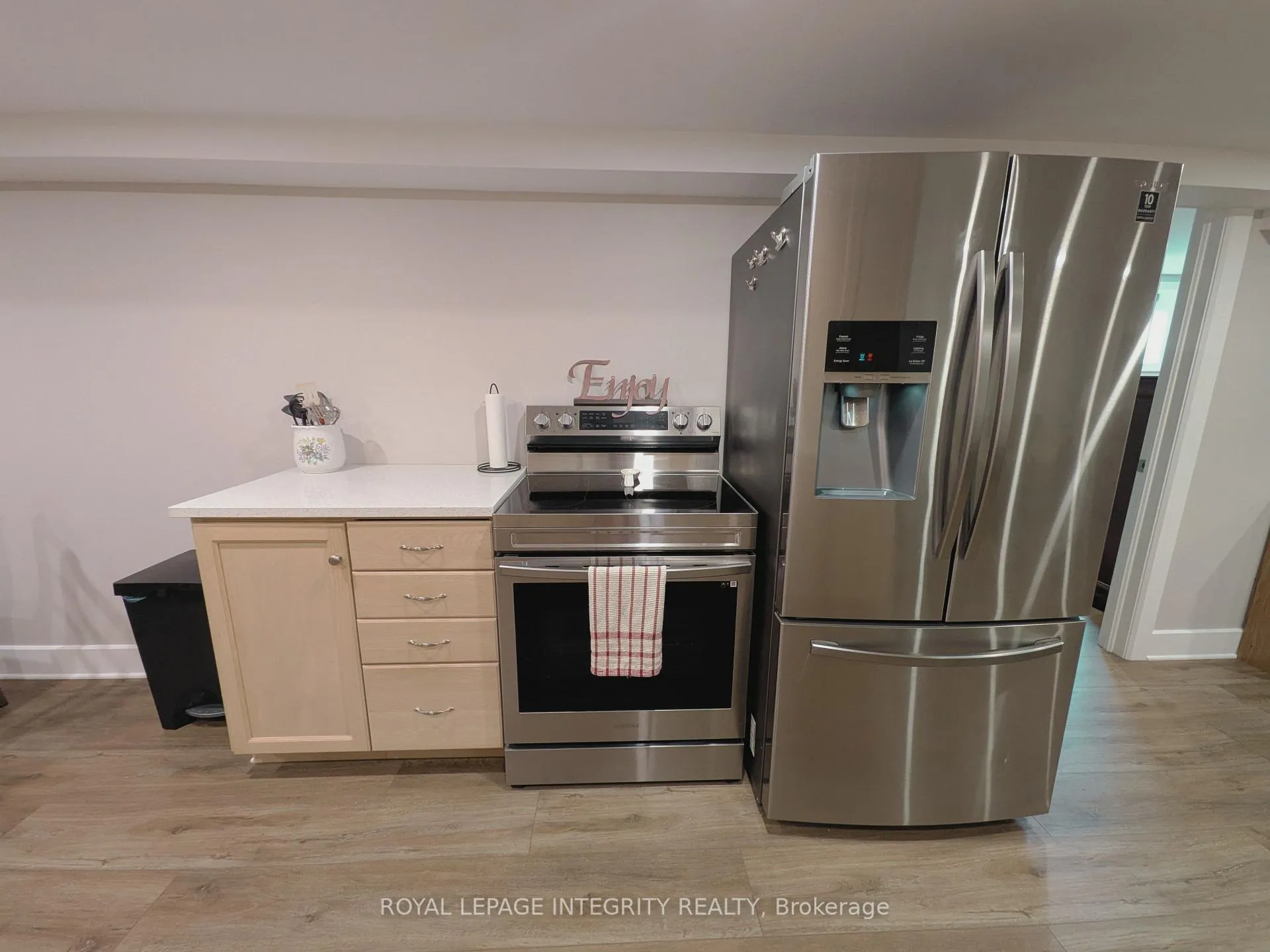 Photo 7 of Unit B, 122 Coyles Drive, Beckwith, Beckwith Twp — HOMEH