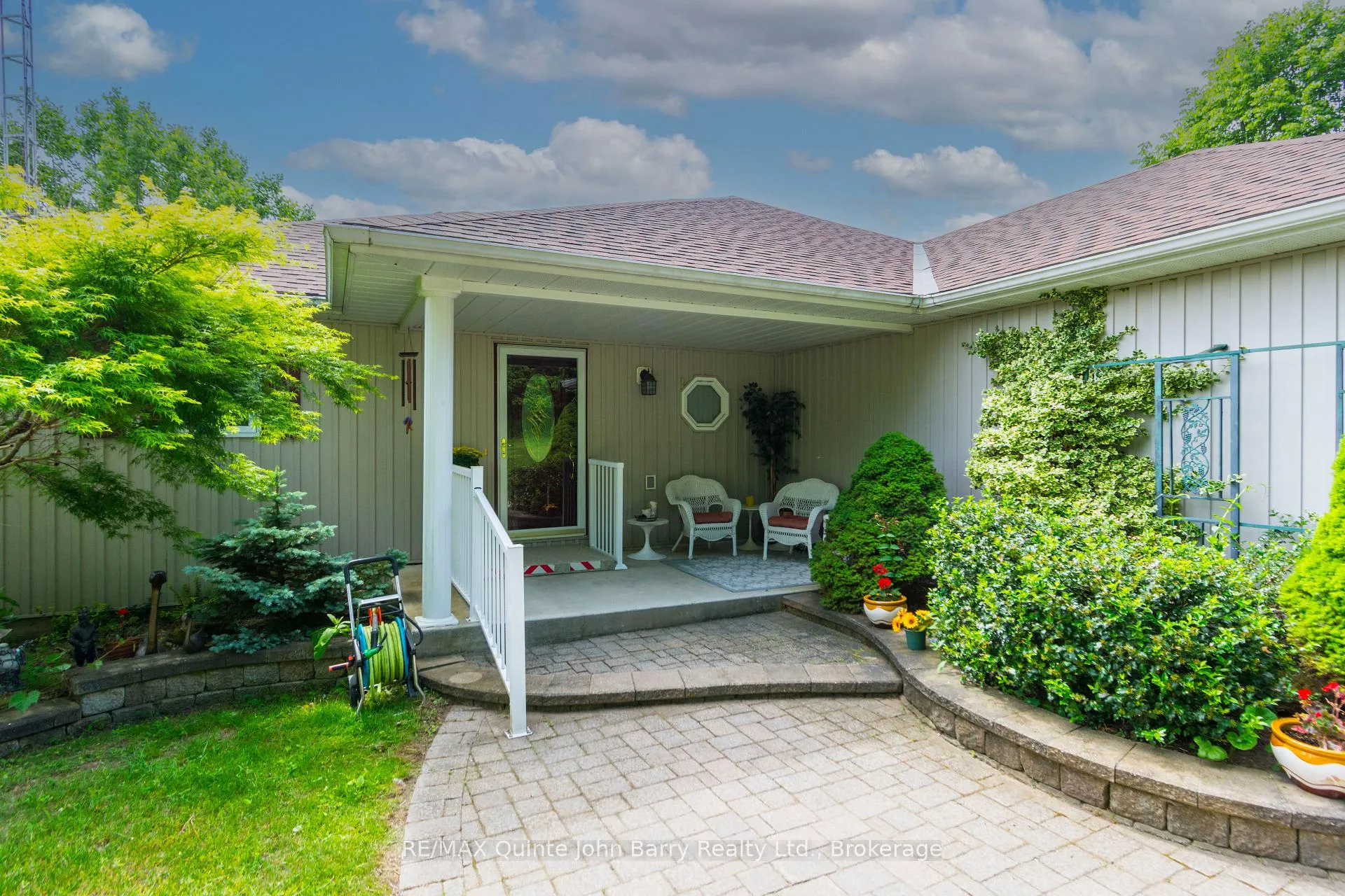 Photo 3 of 342 Christiani Road, Quinte West, Murray Ward — HOMEH