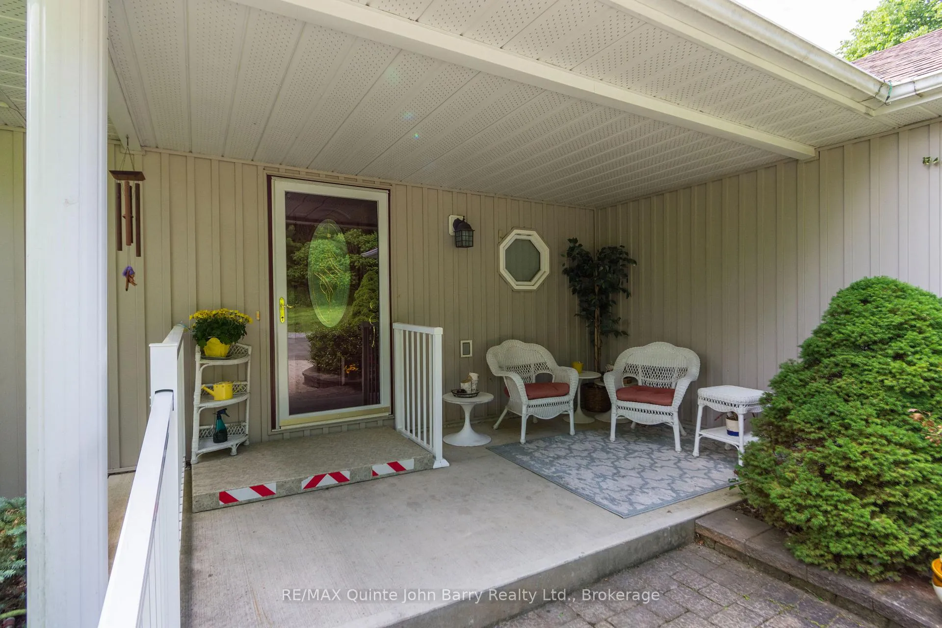 Photo 4 of 342 Christiani Road, Quinte West, Murray Ward — HOMEH