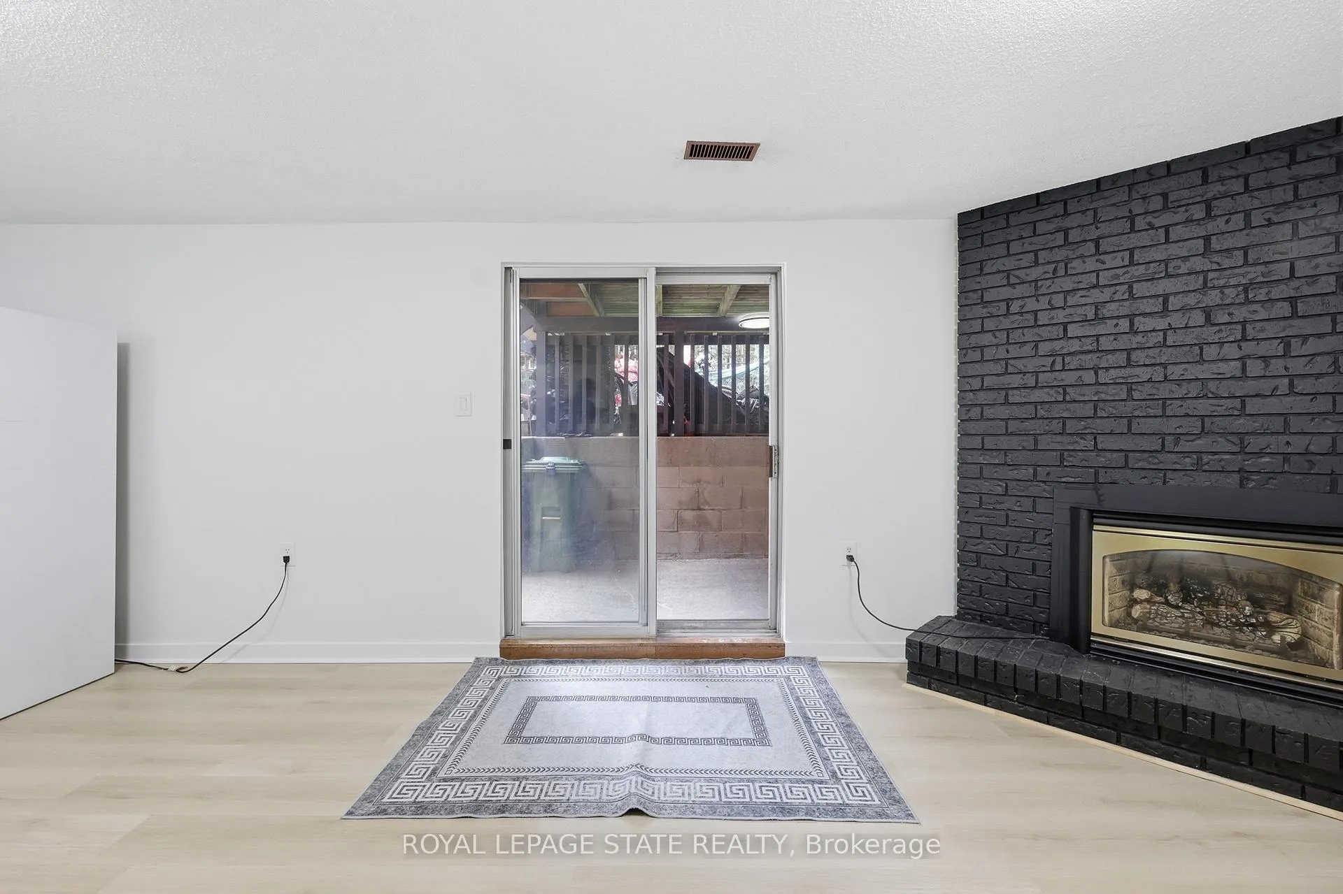 Photo 3 of Unit Basement, 79 Adis Avenue, Hamilton, Gurnett — HOMEH
