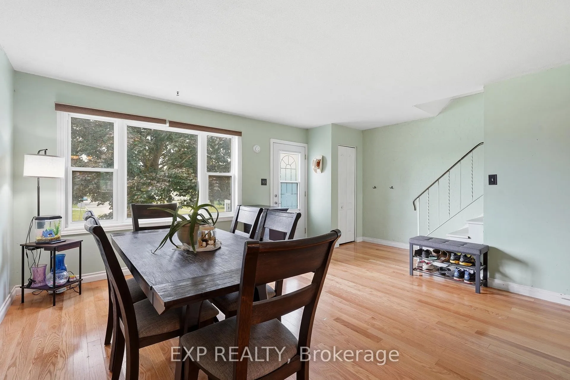 Photo 7 of 83 Oriole Parkway W, Woolwich — HOMEH