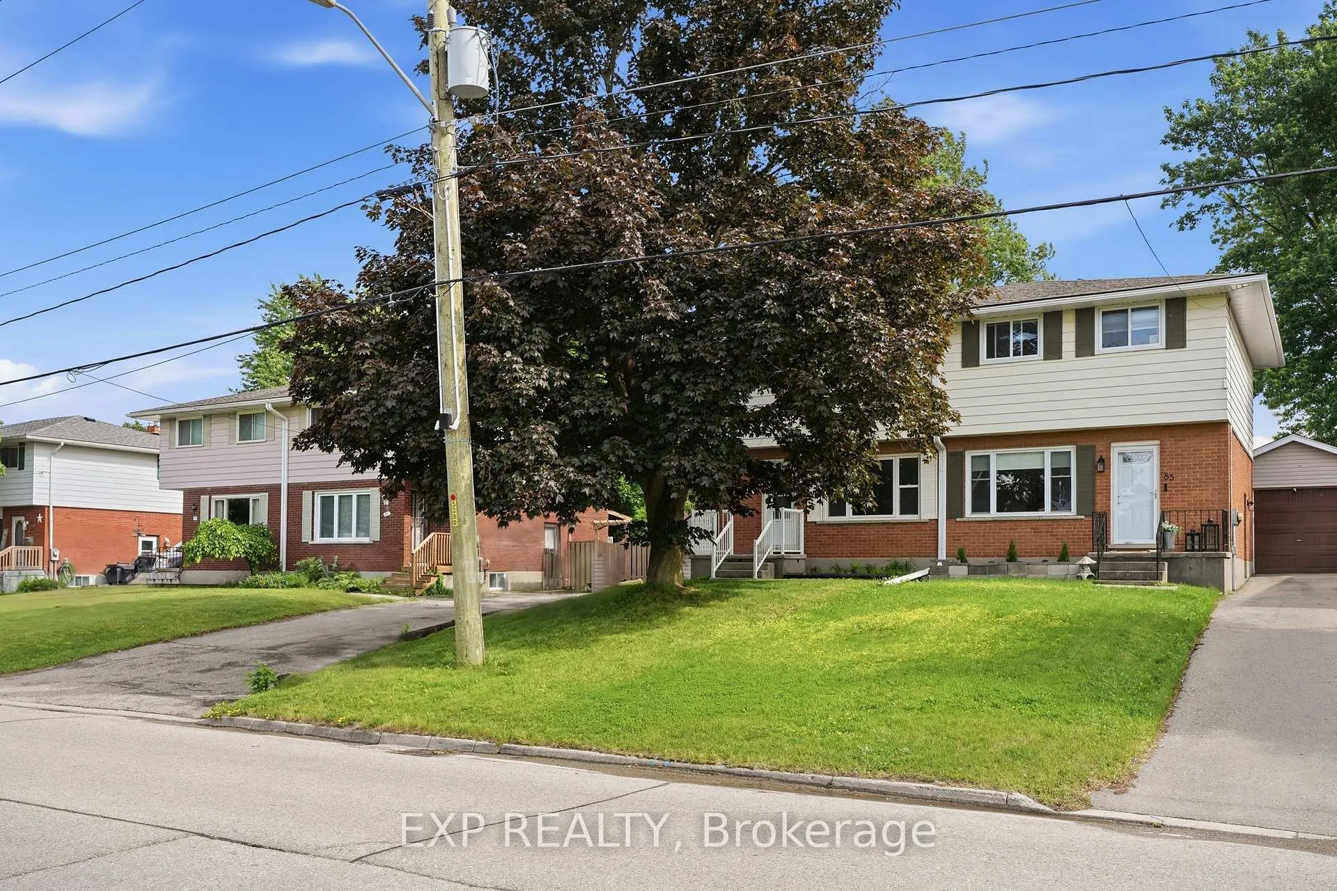 Photo 37 of 83 Oriole Parkway W, Woolwich — HOMEH