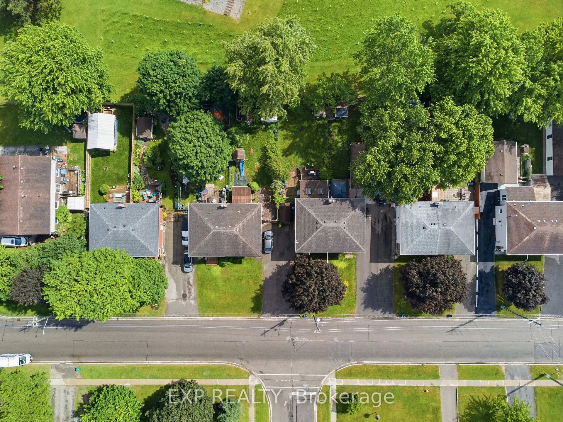Photo 39 of 83 Oriole Parkway W, Woolwich — HOMEH