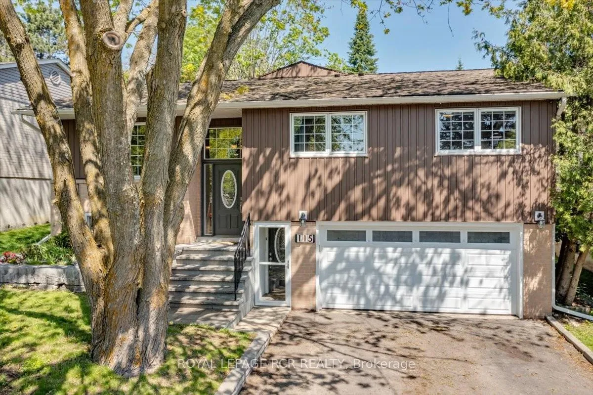 Photo 3 of 115 Beswick Drive, Newmarket, Central Newmarket — HOMEH
