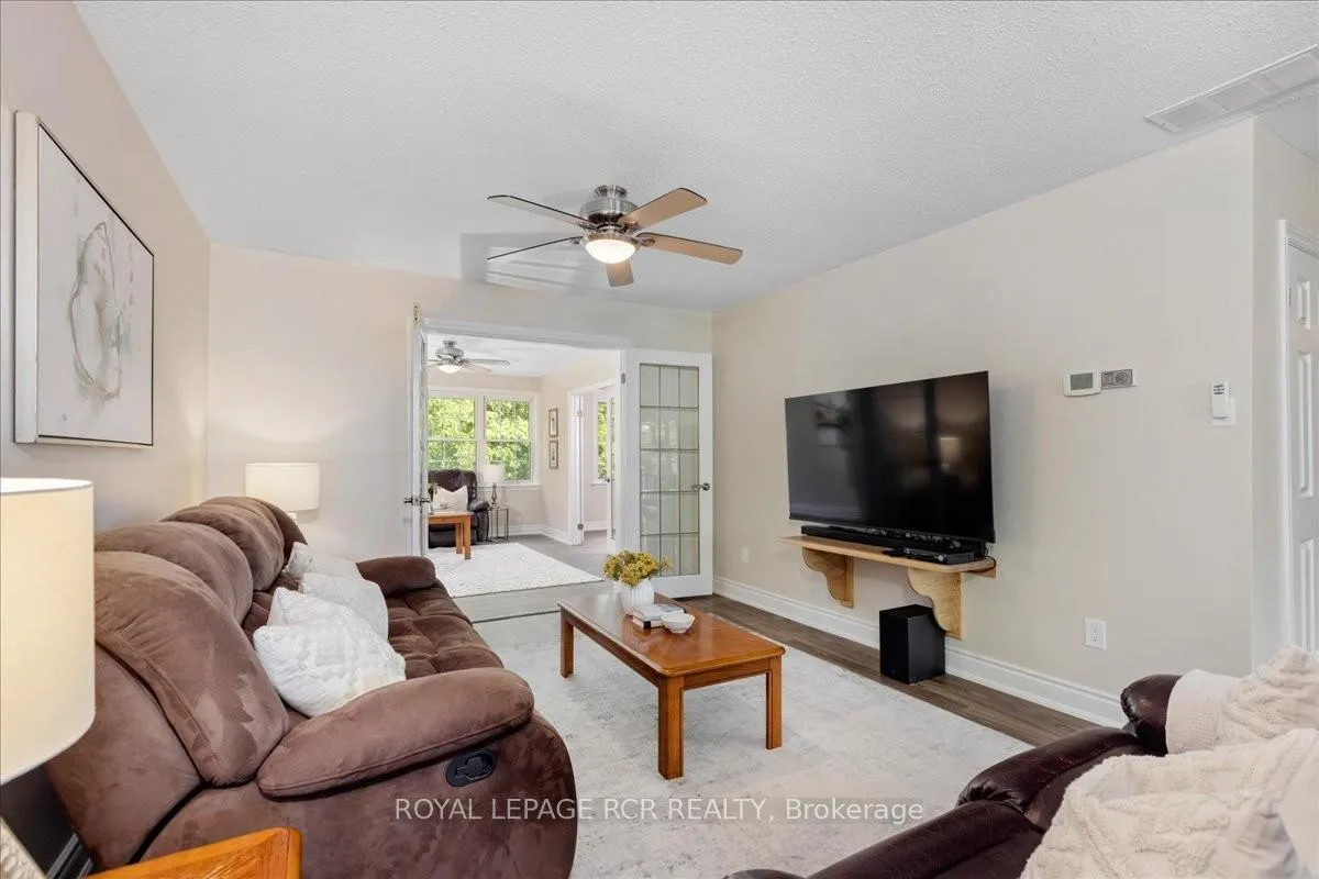 Photo 6 of 115 Beswick Drive, Newmarket, Central Newmarket — HOMEH