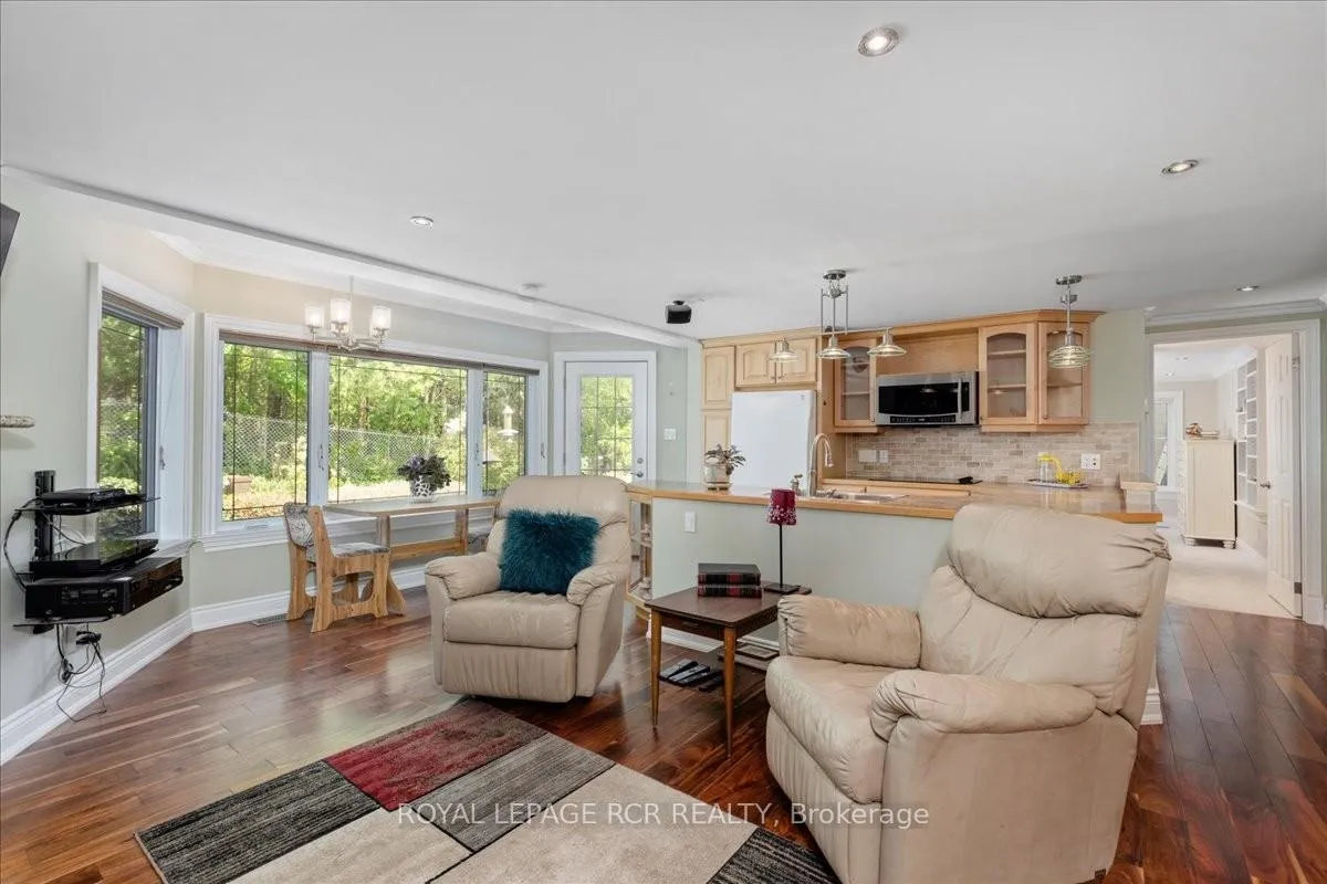 Photo 20 of 115 Beswick Drive, Newmarket, Central Newmarket — HOMEH