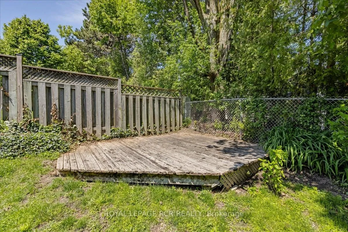 Photo 35 of 115 Beswick Drive, Newmarket, Central Newmarket — HOMEH