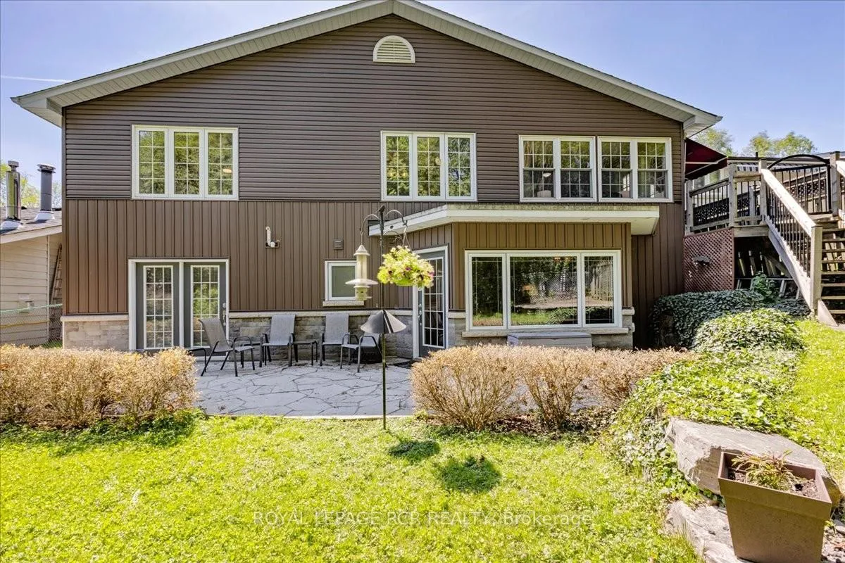 Photo 36 of 115 Beswick Drive, Newmarket, Central Newmarket — HOMEH