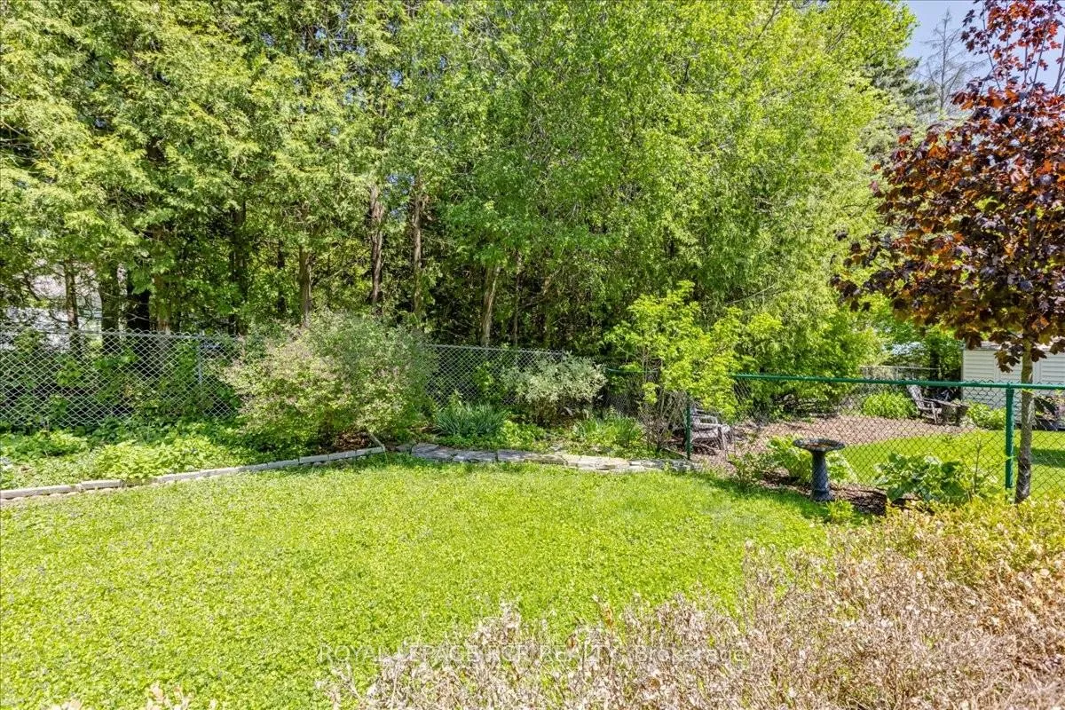 Photo 38 of 115 Beswick Drive, Newmarket, Central Newmarket — HOMEH