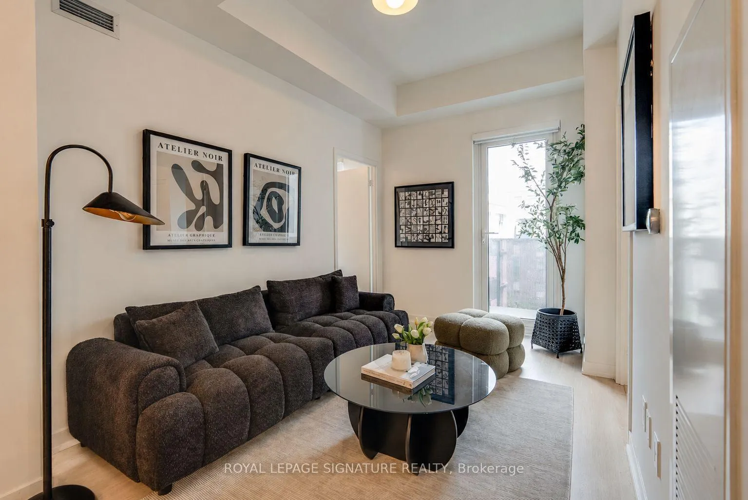 Front of Unit 523, 500 Wilson Avenue