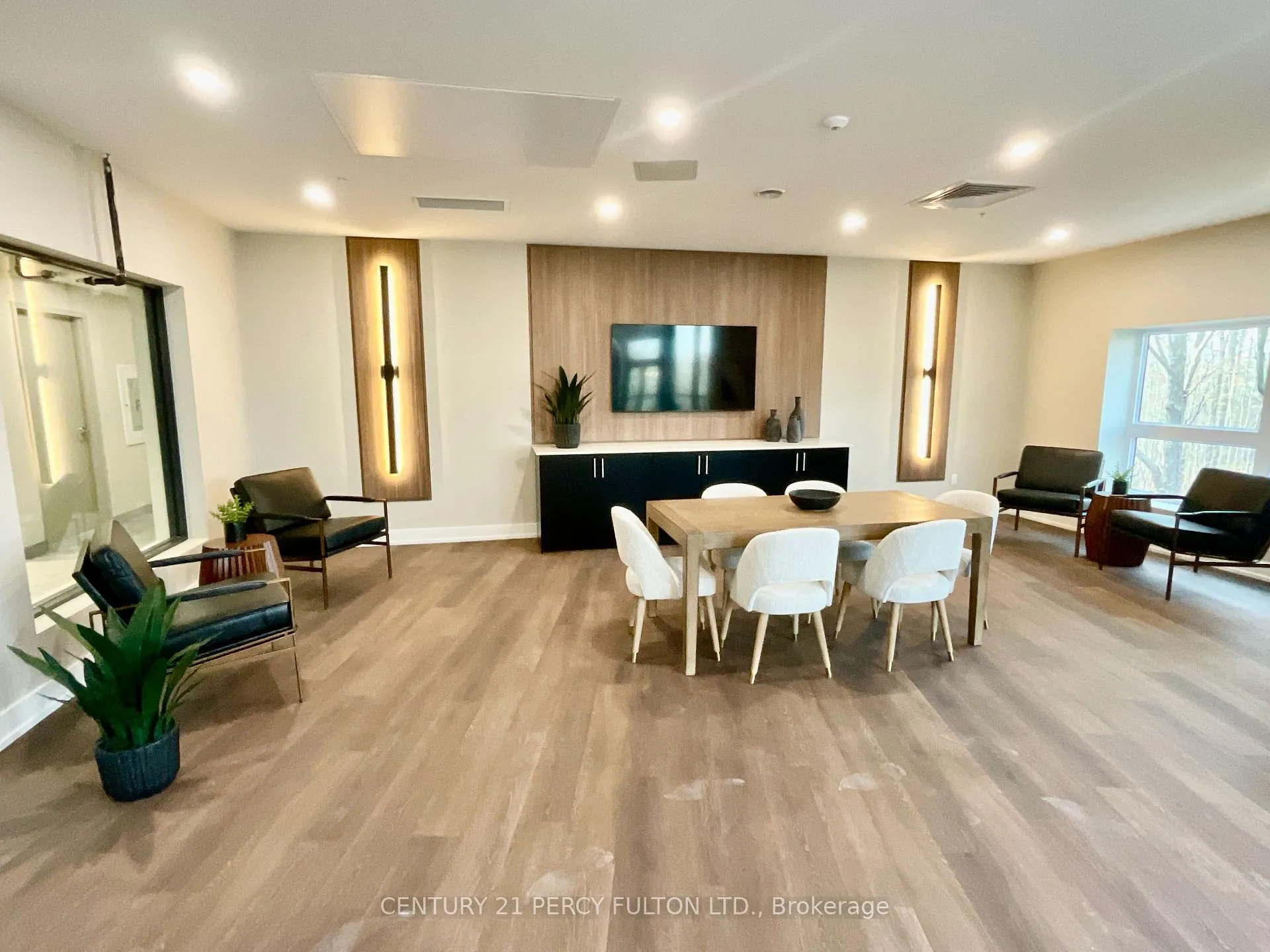 Photo of Unit 303, 1100 Lackner Place