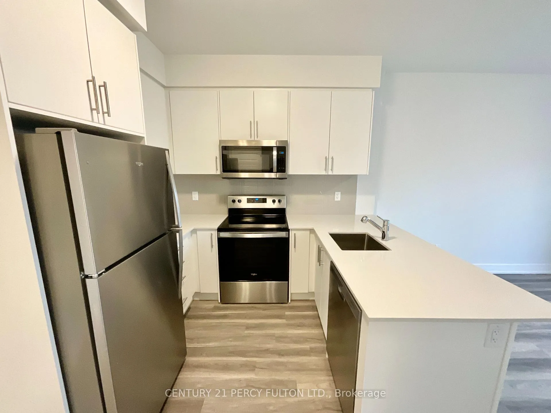 Photo 5 of Unit 303, 1100 Lackner Place, Kitchener, Grand River North — HOMEH