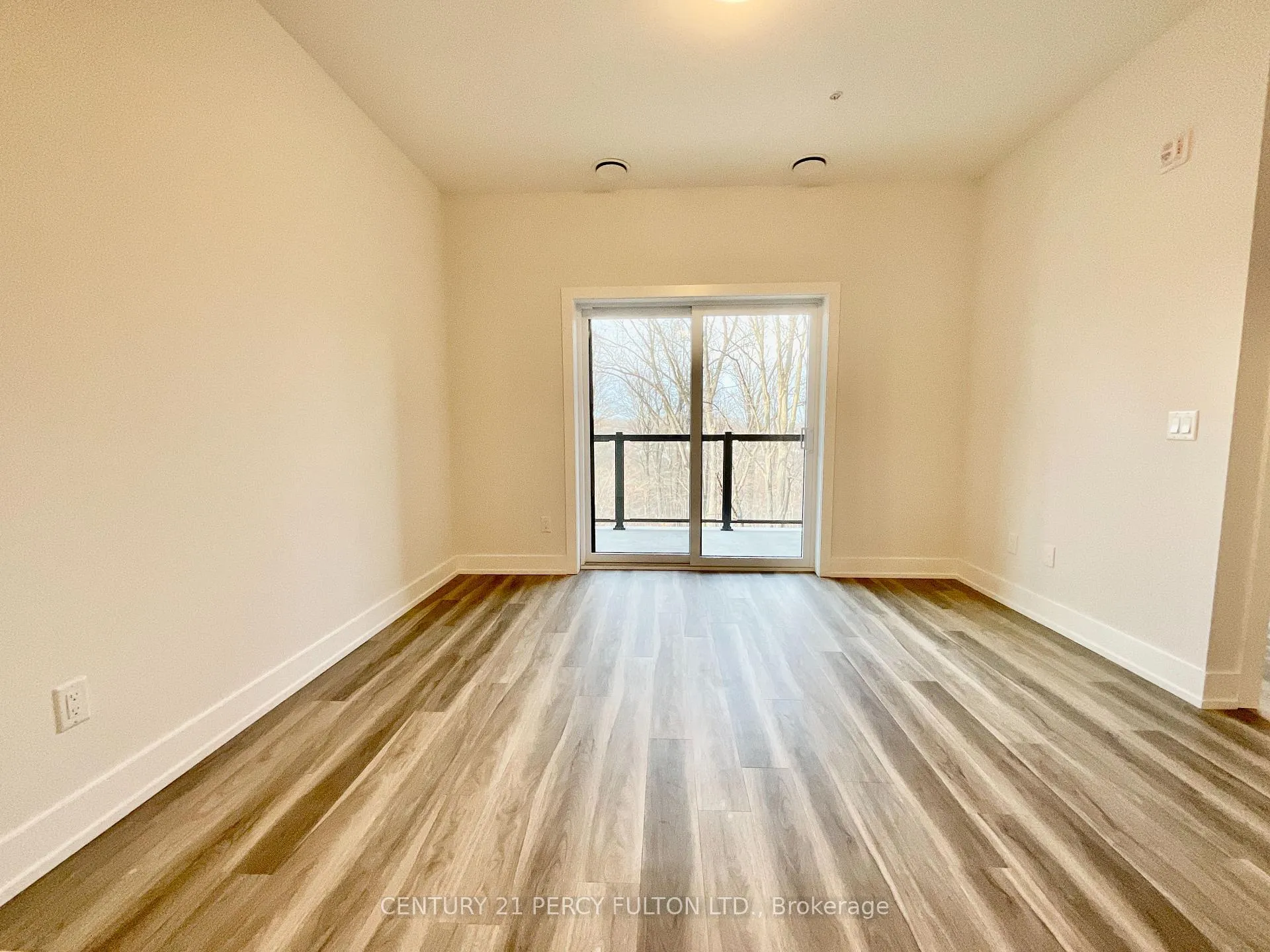Photo 8 of Unit 303, 1100 Lackner Place, Kitchener, Grand River North — HOMEH