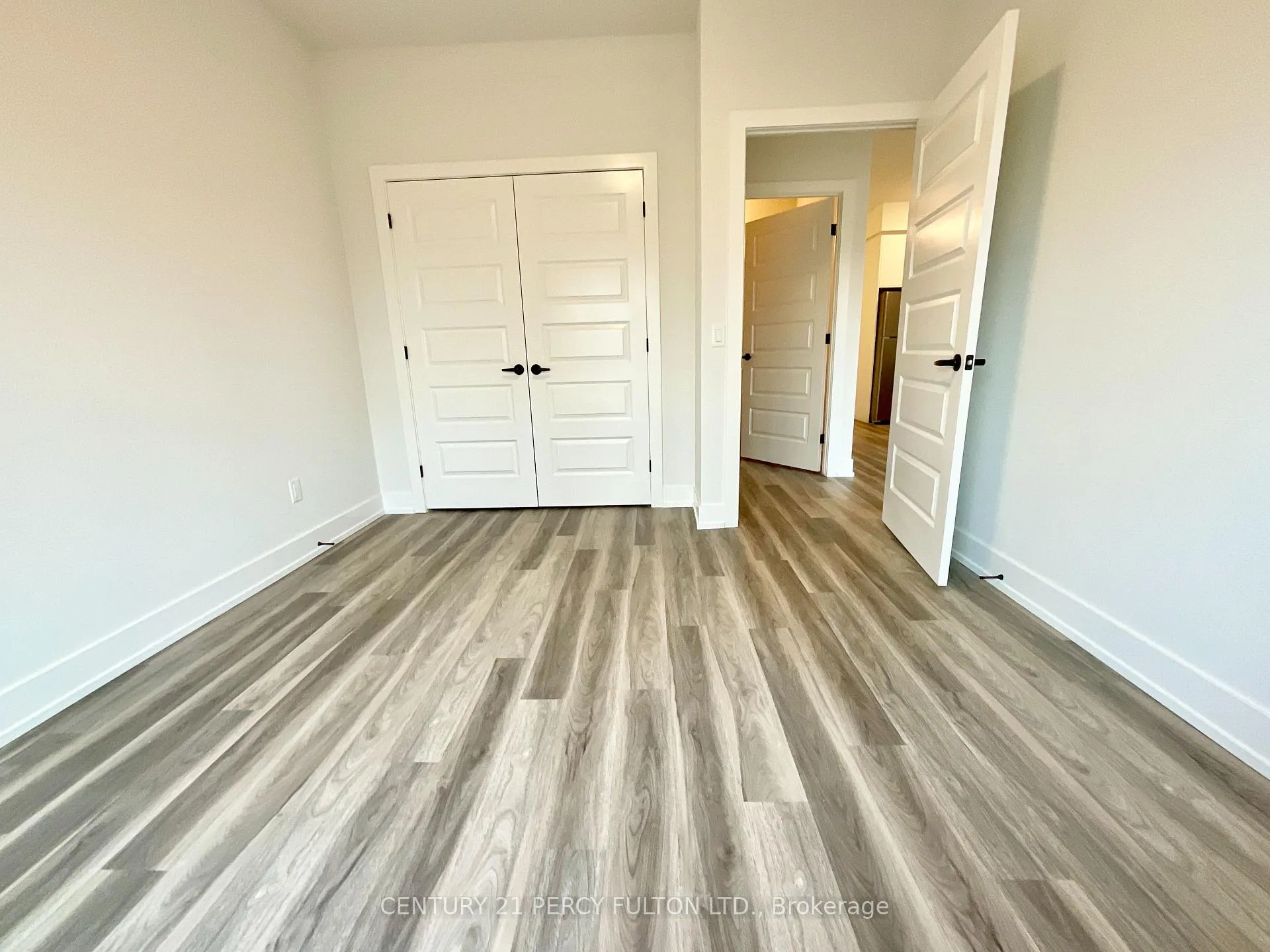 Photo 11 of Unit 303, 1100 Lackner Place, Kitchener, Grand River North — HOMEH