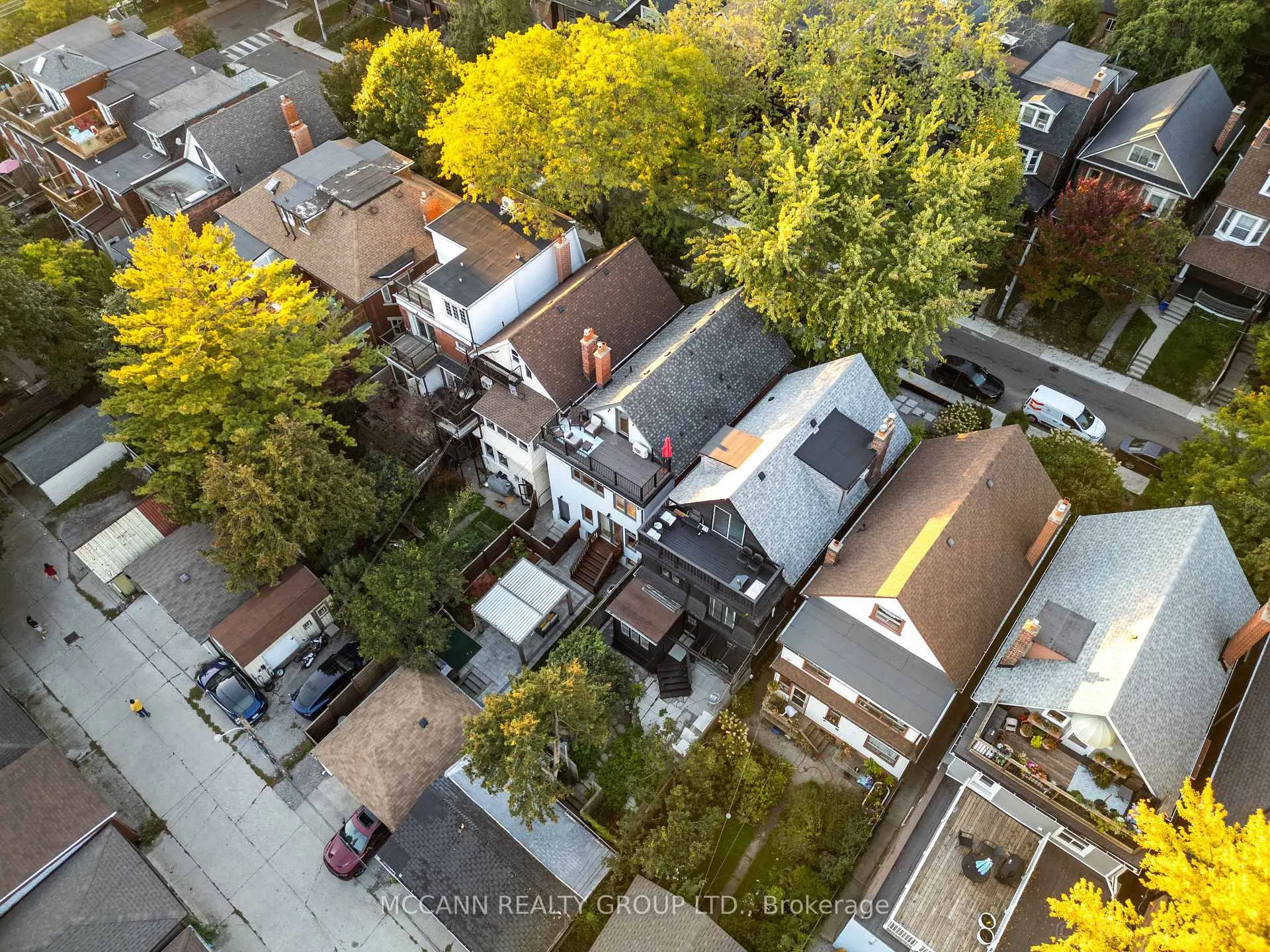 Photo 5 of Unit MAIN, 2nd and Third, 217 Pearson Avenue, Toronto, High Park-Swansea — HOMEH