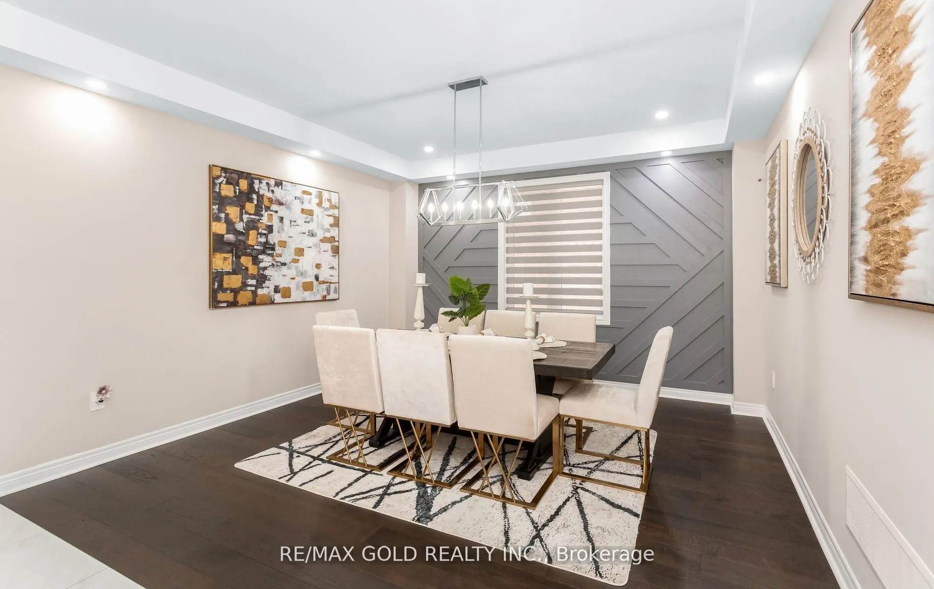 Photo 10 of 19 Farringdon Crescent, Brampton, Northwest Brampton — HOMEH