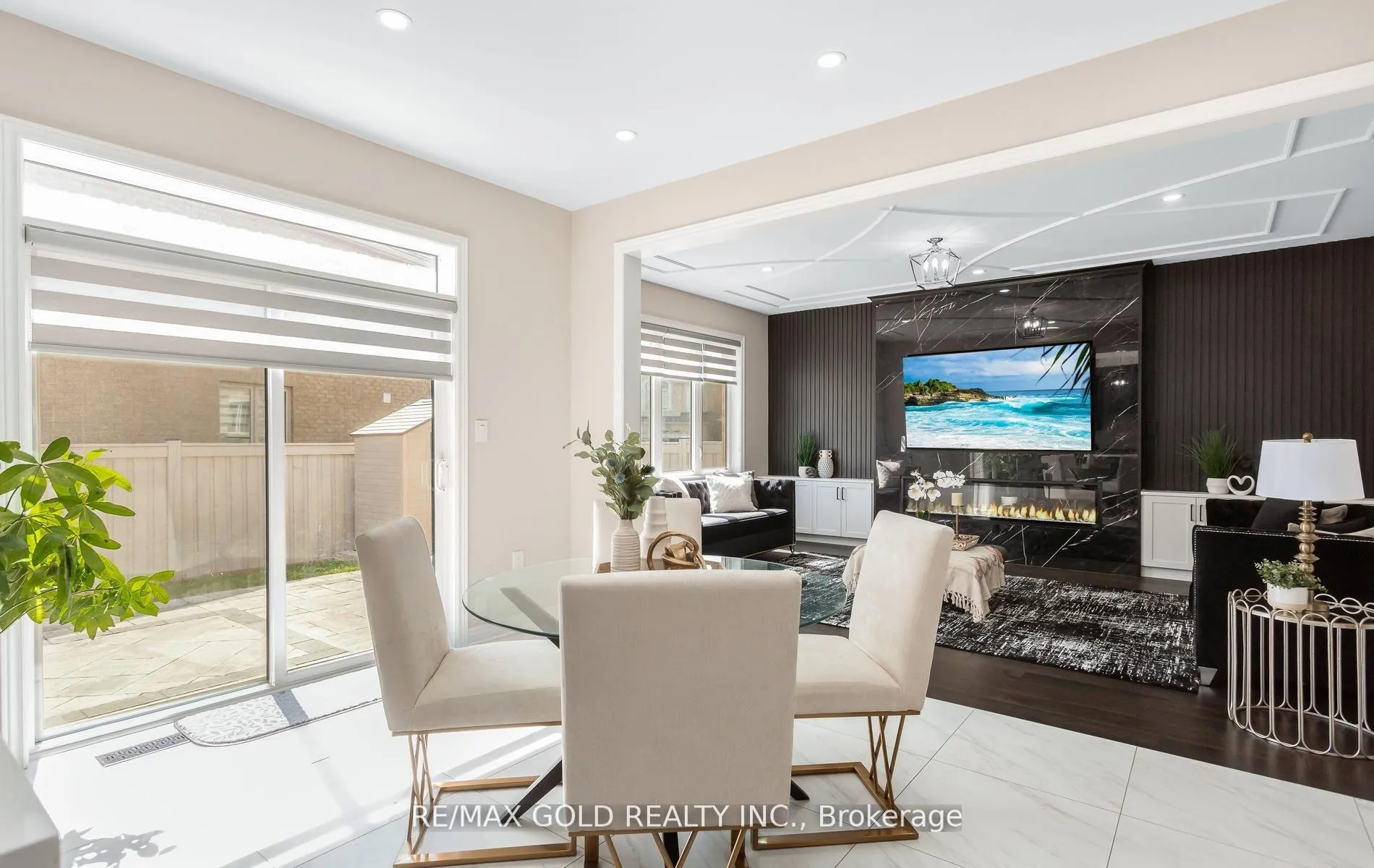 Photo 20 of 19 Farringdon Crescent, Brampton, Northwest Brampton — HOMEH