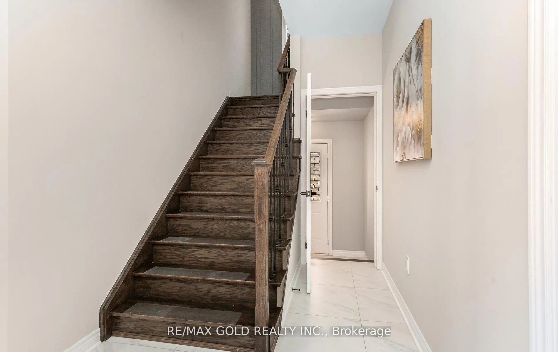 Photo 23 of 19 Farringdon Crescent, Brampton, Northwest Brampton — HOMEH