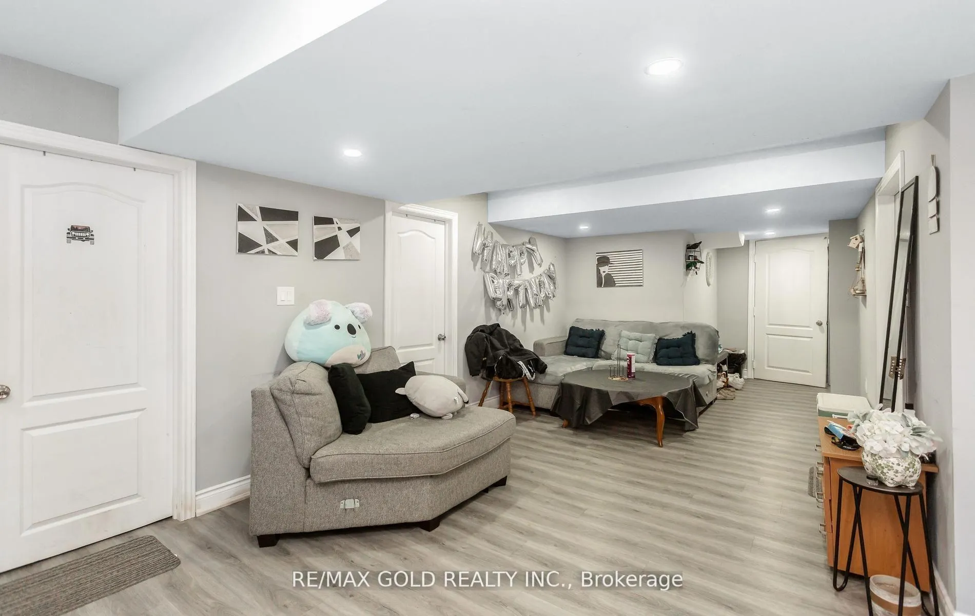 Photo 41 of 19 Farringdon Crescent, Brampton, Northwest Brampton — HOMEH