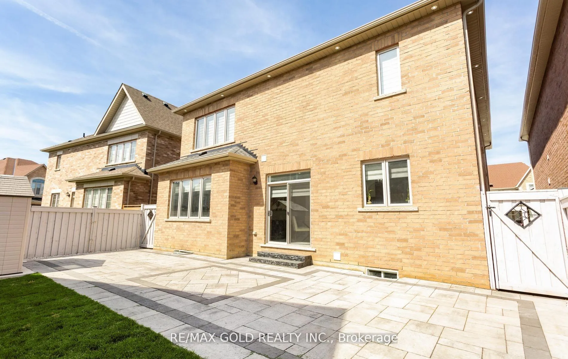 Photo 49 of 19 Farringdon Crescent, Brampton, Northwest Brampton — HOMEH