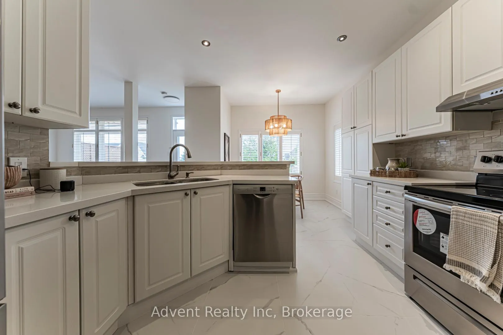 Photo 10 of 5 Angus Glen Boulevard, Markham, Angus Glen — HOMEH
