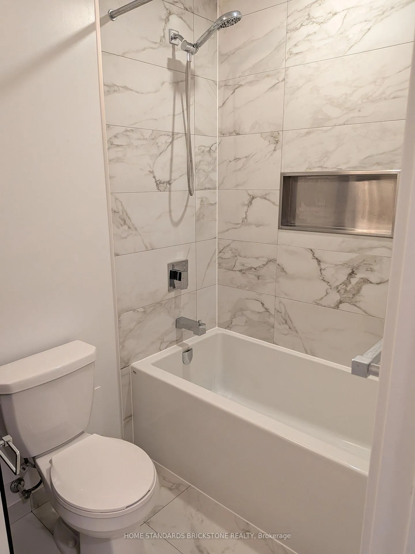 Photo 19 of Unit 605, 4065 Confederation Parkway, Mississauga, City Centre — HOMEH