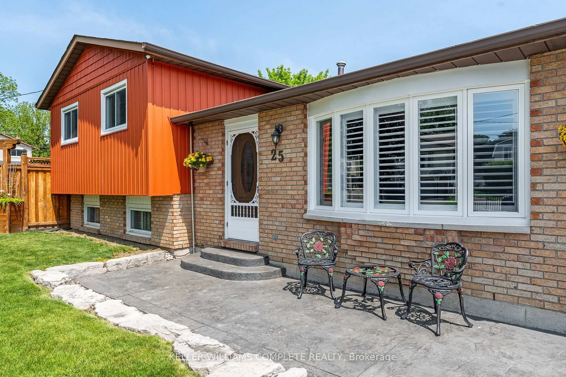 Photo 12 of 25 Burke Drive, Haldimand — HOMEH