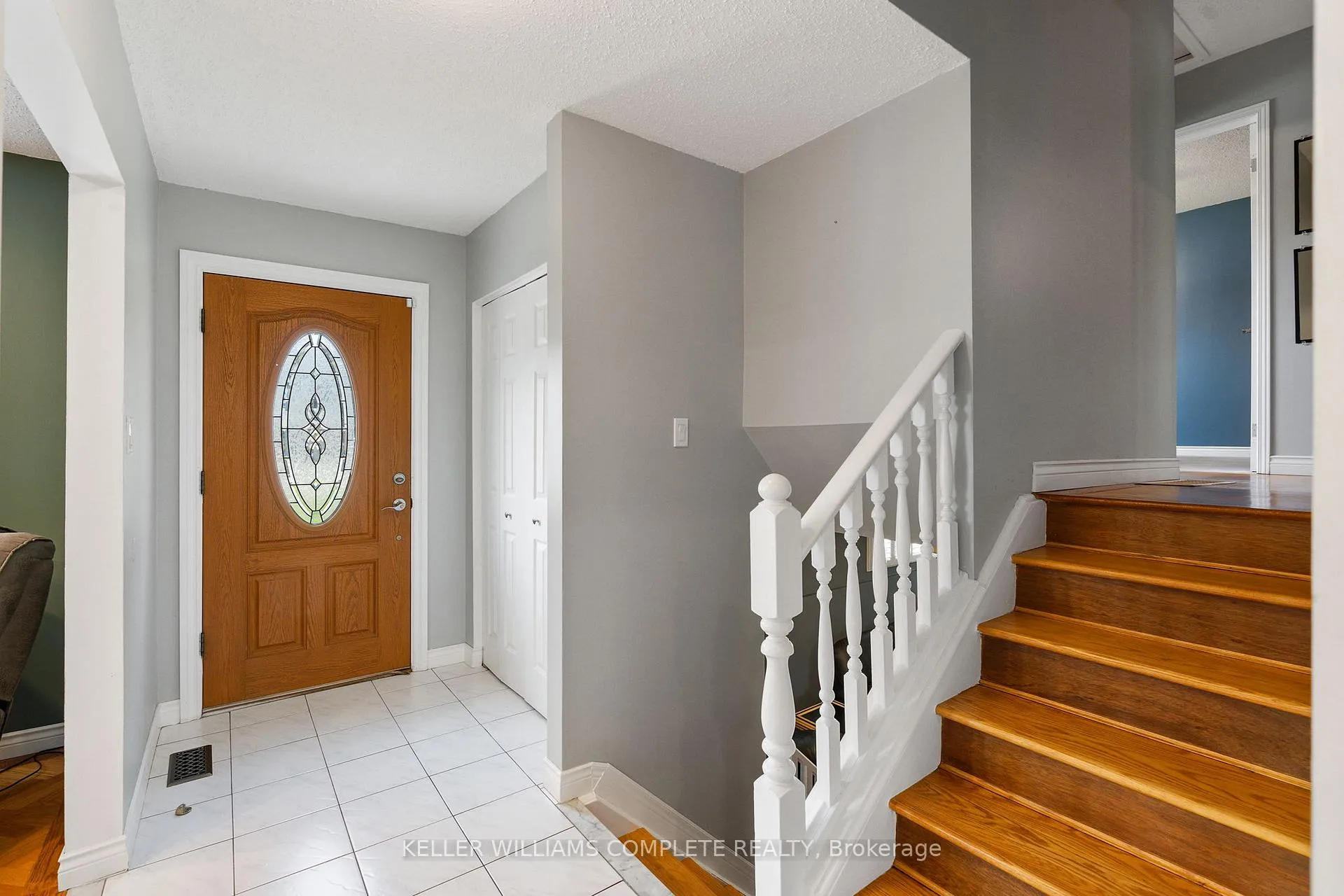 Photo 13 of 25 Burke Drive, Haldimand — HOMEH