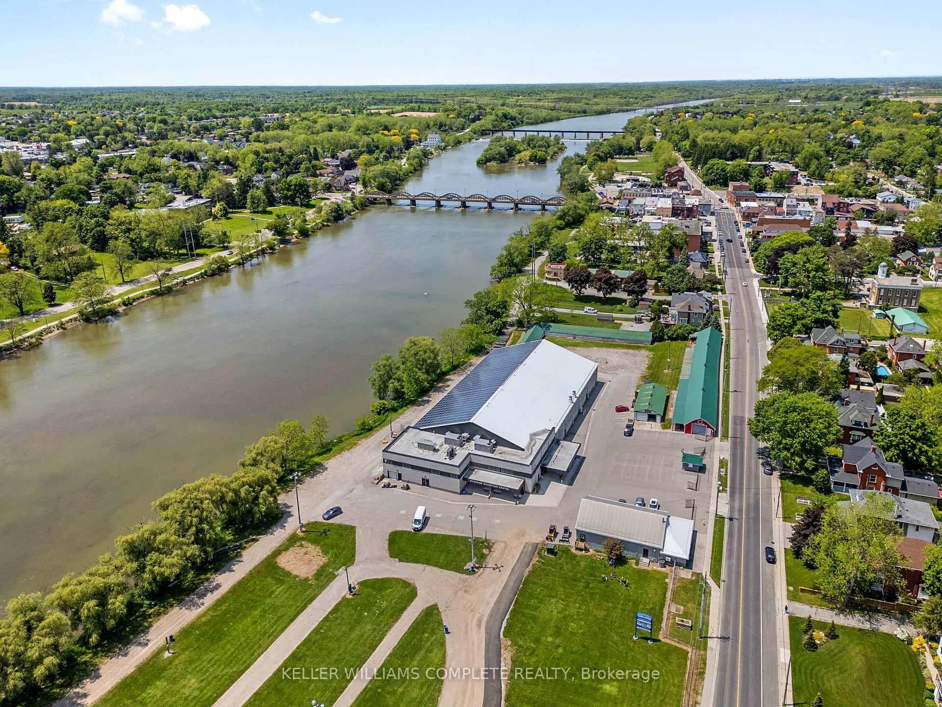 Photo 46 of 25 Burke Drive, Haldimand — HOMEH