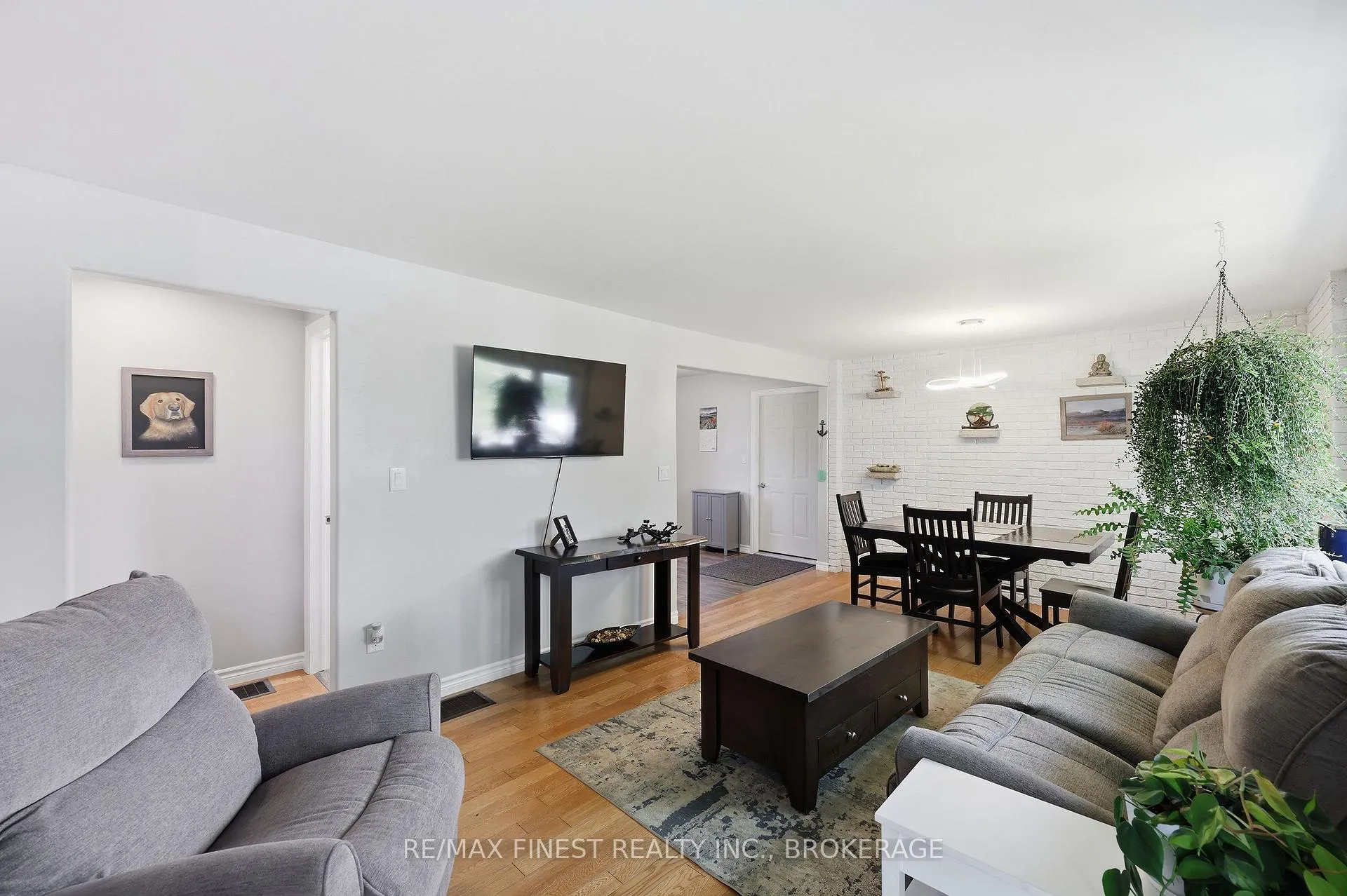 Photo 4 of 3700 Yarker Road, Frontenac, Frontenac South — HOMEH