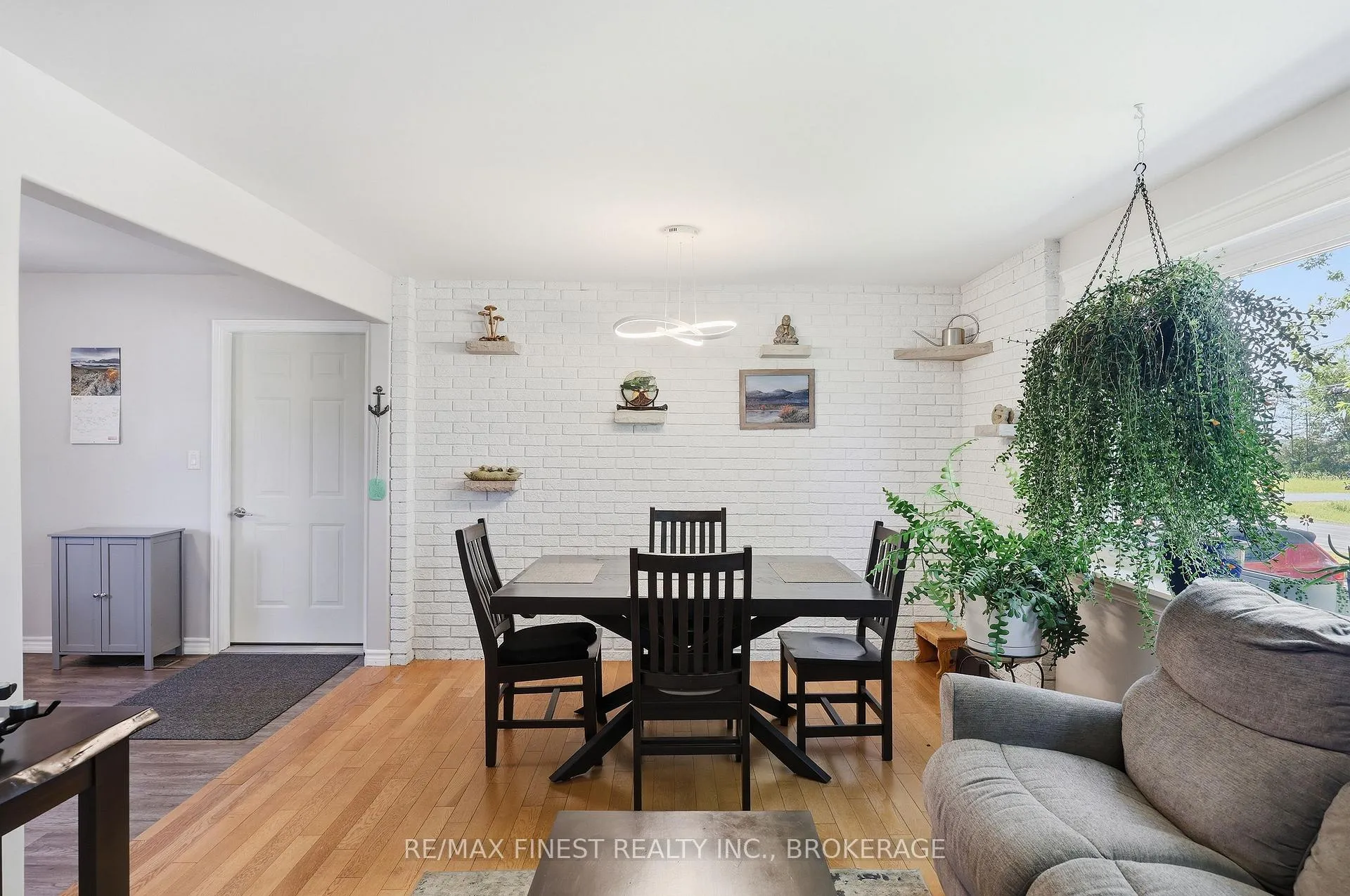 Photo 5 of 3700 Yarker Road, Frontenac, Frontenac South — HOMEH