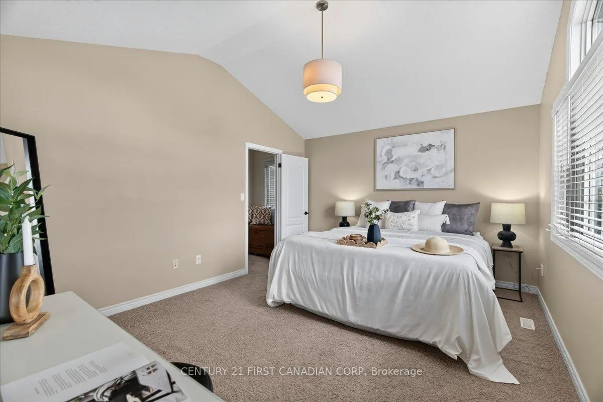Photo 22 of 6828 Vallas Circle, London, South V — HOMEH