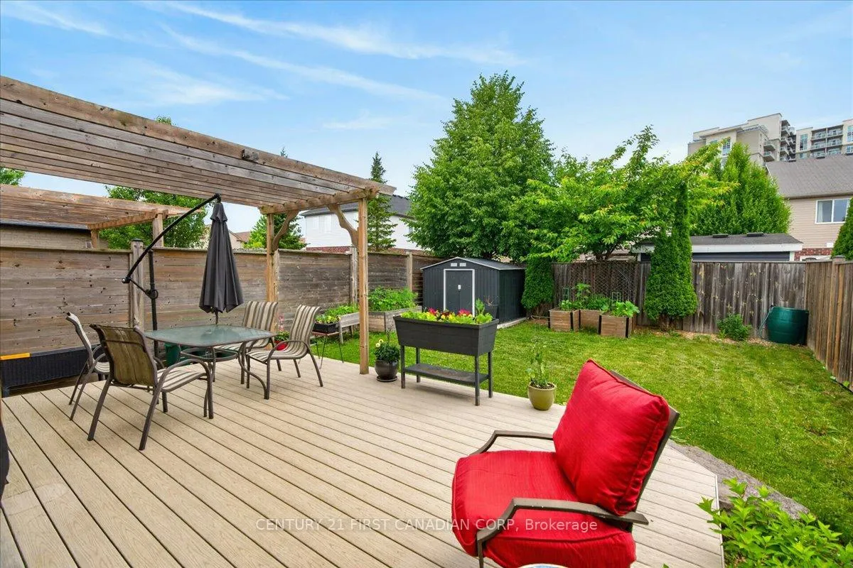 Photo 36 of 6828 Vallas Circle, London, South V — HOMEH