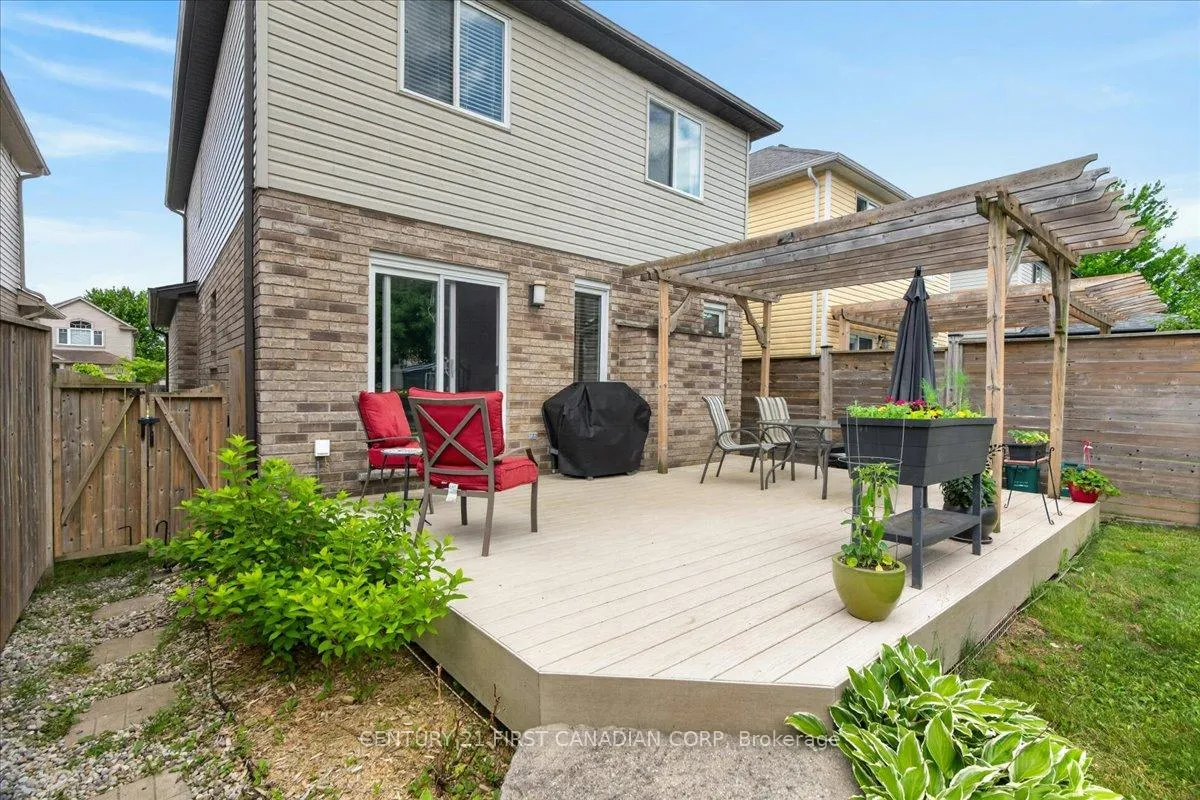 Photo 39 of 6828 Vallas Circle, London, South V — HOMEH