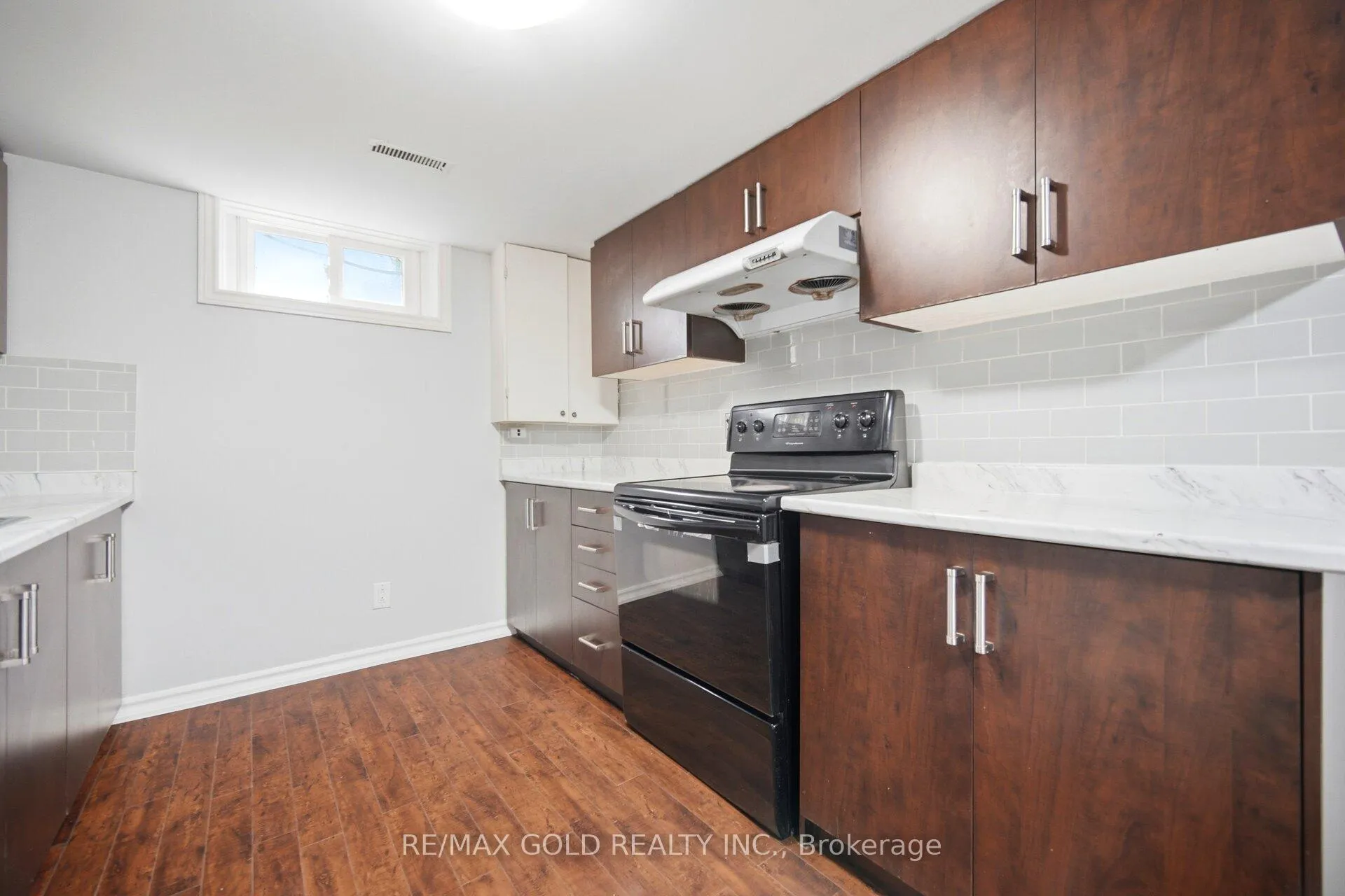 Photo 31 of 47 Fallingdale Crescent, Brampton, Southgate — HOMEH