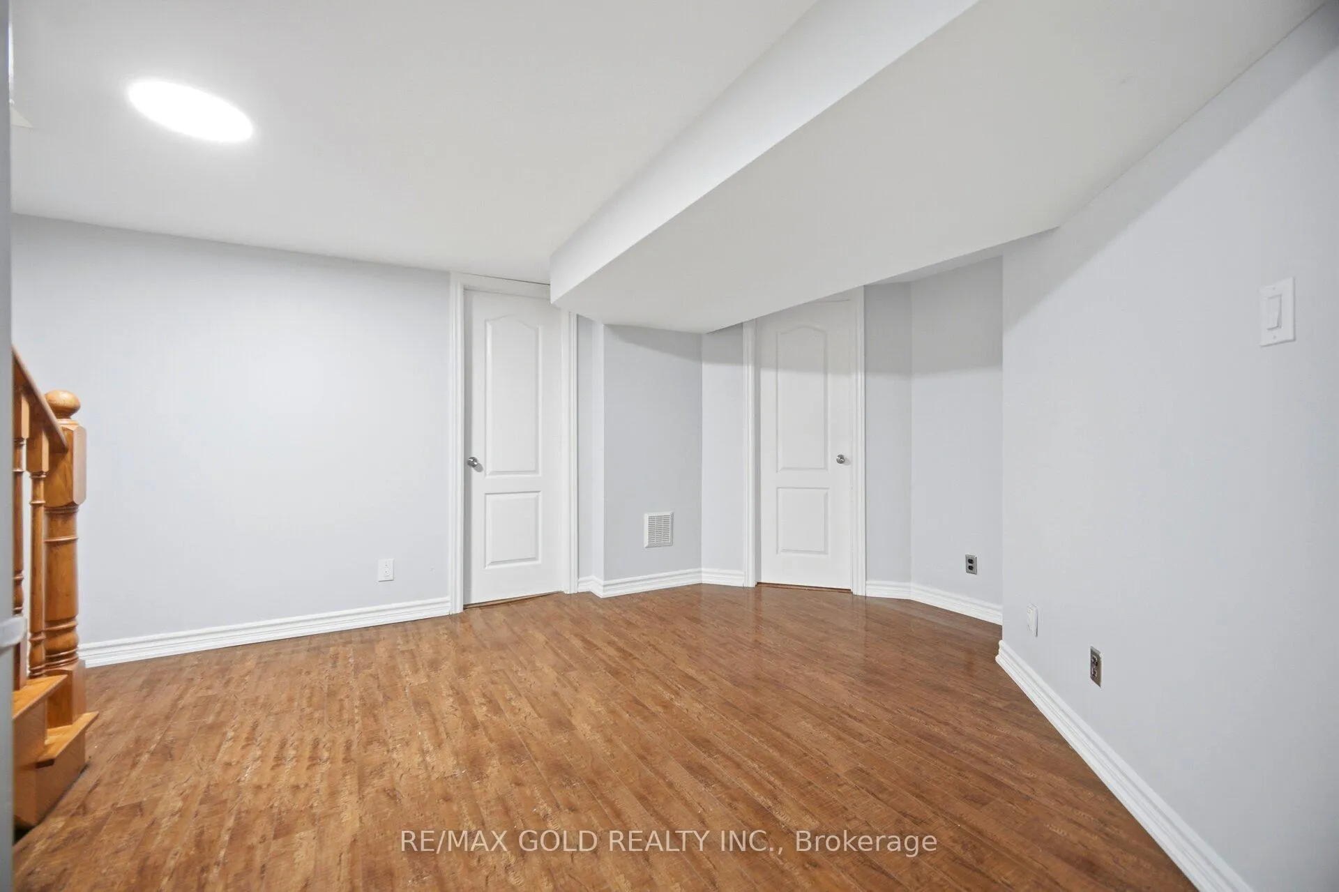 Photo 35 of 47 Fallingdale Crescent, Brampton, Southgate — HOMEH
