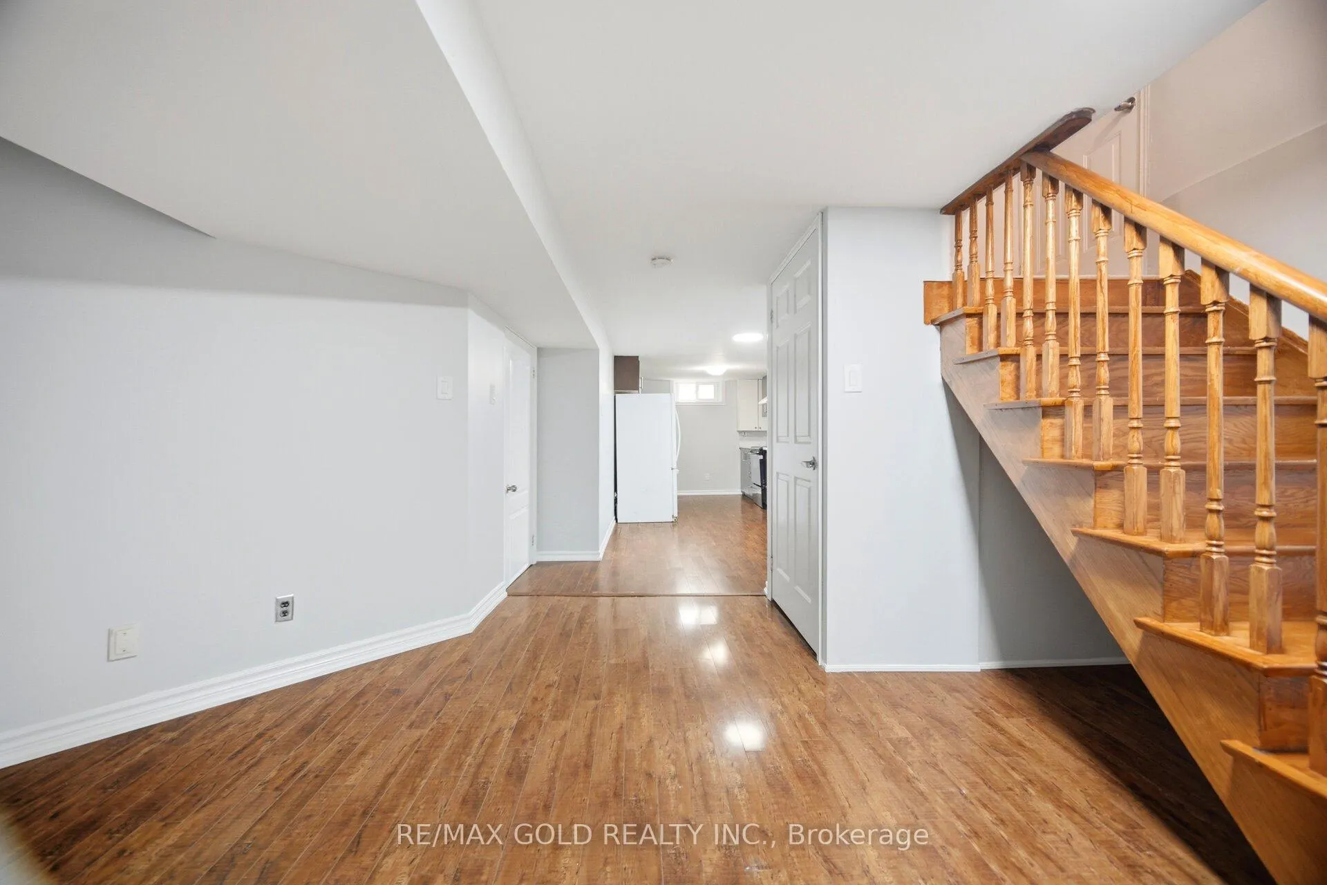 Photo 37 of 47 Fallingdale Crescent, Brampton, Southgate — HOMEH