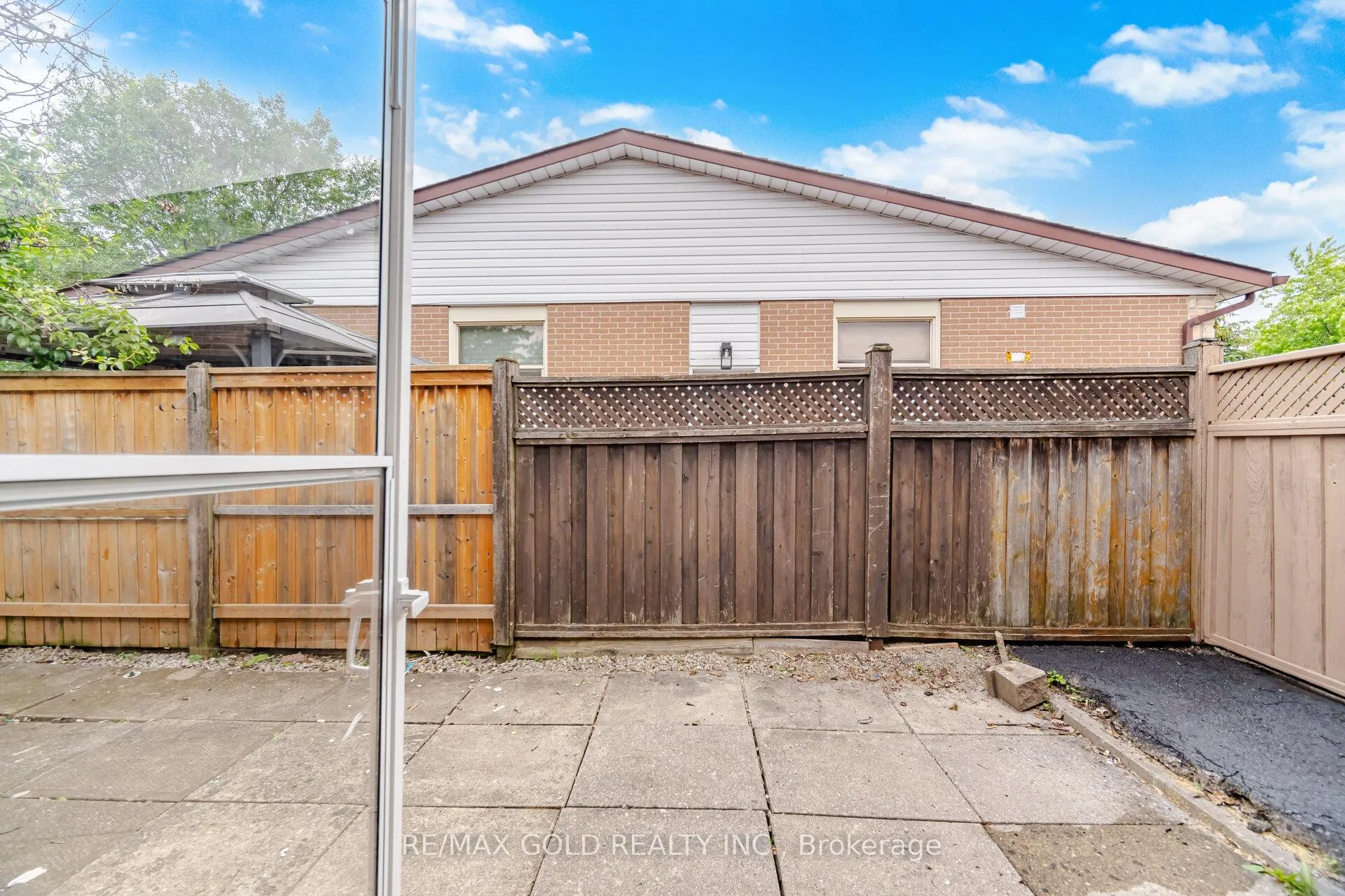 Photo 45 of 47 Fallingdale Crescent, Brampton, Southgate — HOMEH