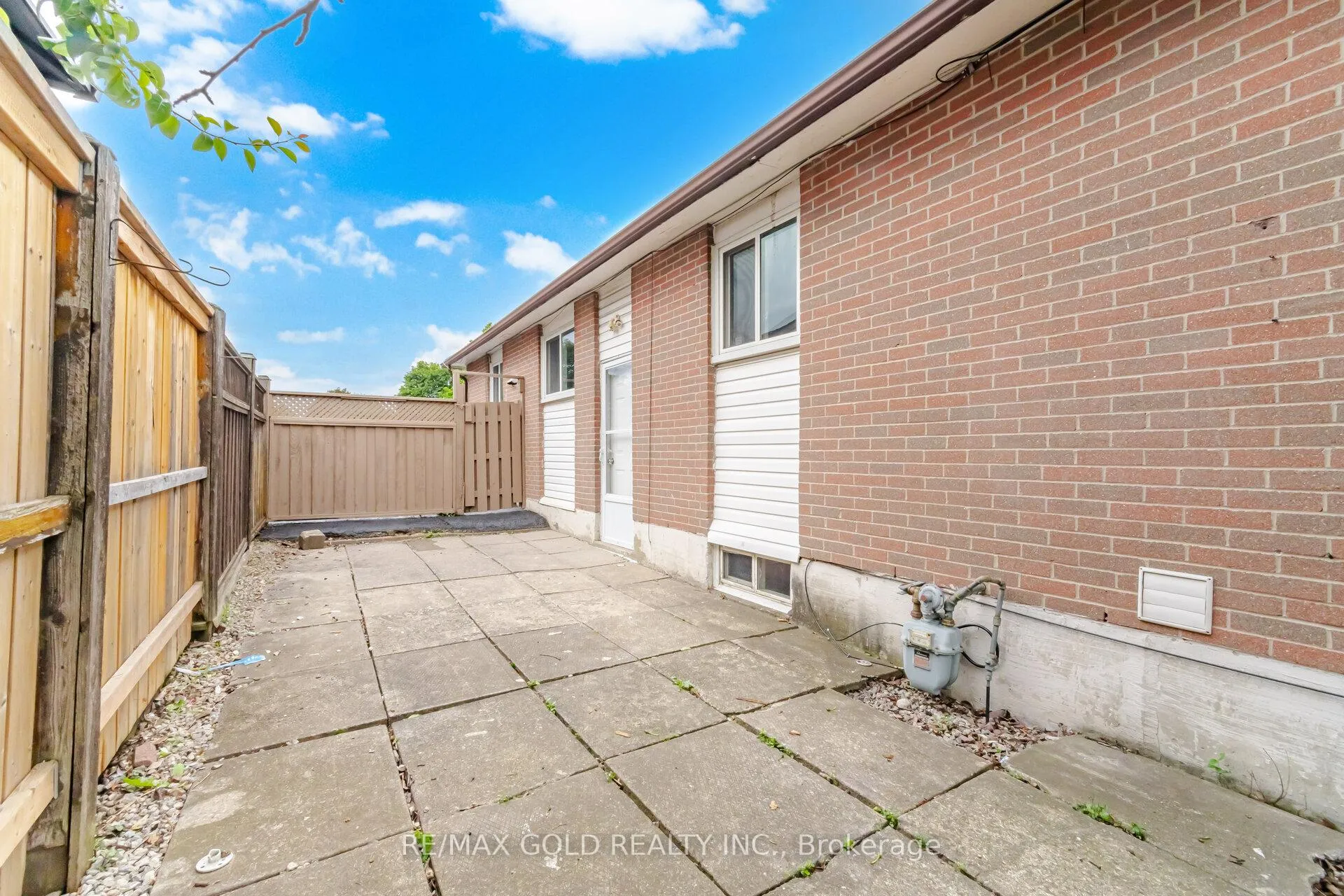 Photo 46 of 47 Fallingdale Crescent, Brampton, Southgate — HOMEH
