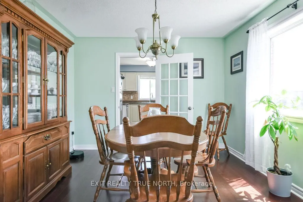 Photo 8 of 9 Corbett Street, Springwater, Elmvale — HOMEH
