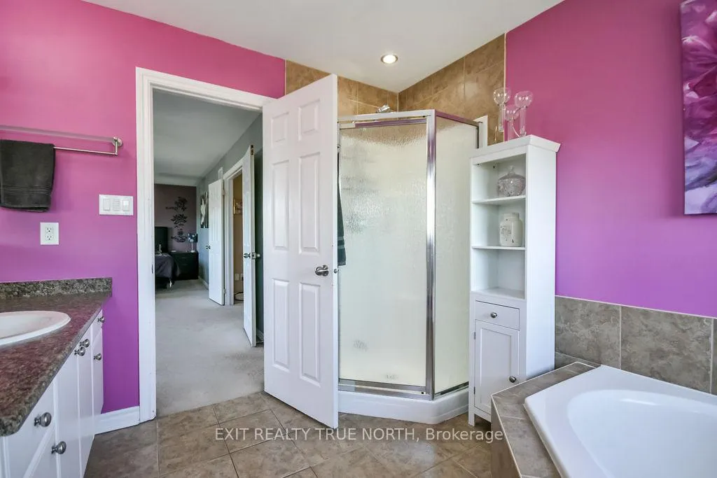 Photo 24 of 9 Corbett Street, Springwater, Elmvale — HOMEH