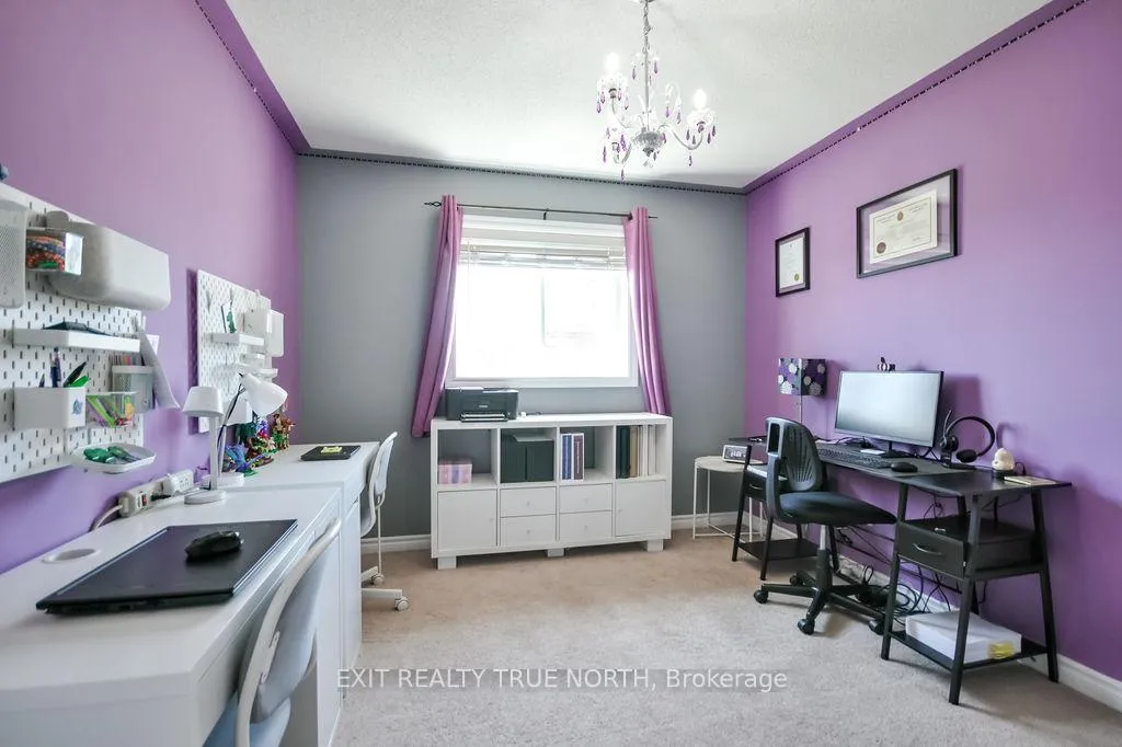 Photo 26 of 9 Corbett Street, Springwater, Elmvale — HOMEH