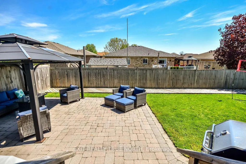 Photo 42 of 9 Corbett Street, Springwater, Elmvale — HOMEH