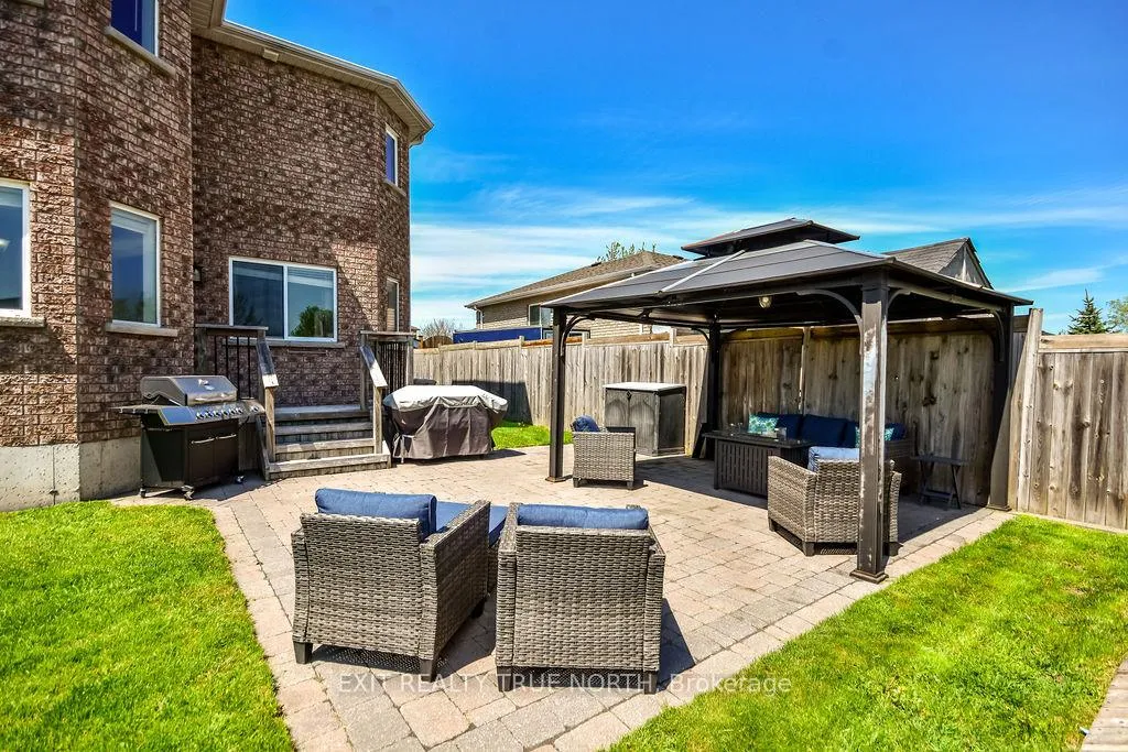 Photo 44 of 9 Corbett Street, Springwater, Elmvale — HOMEH