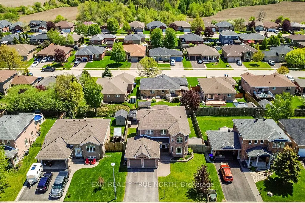 Photo 48 of 9 Corbett Street, Springwater, Elmvale — HOMEH