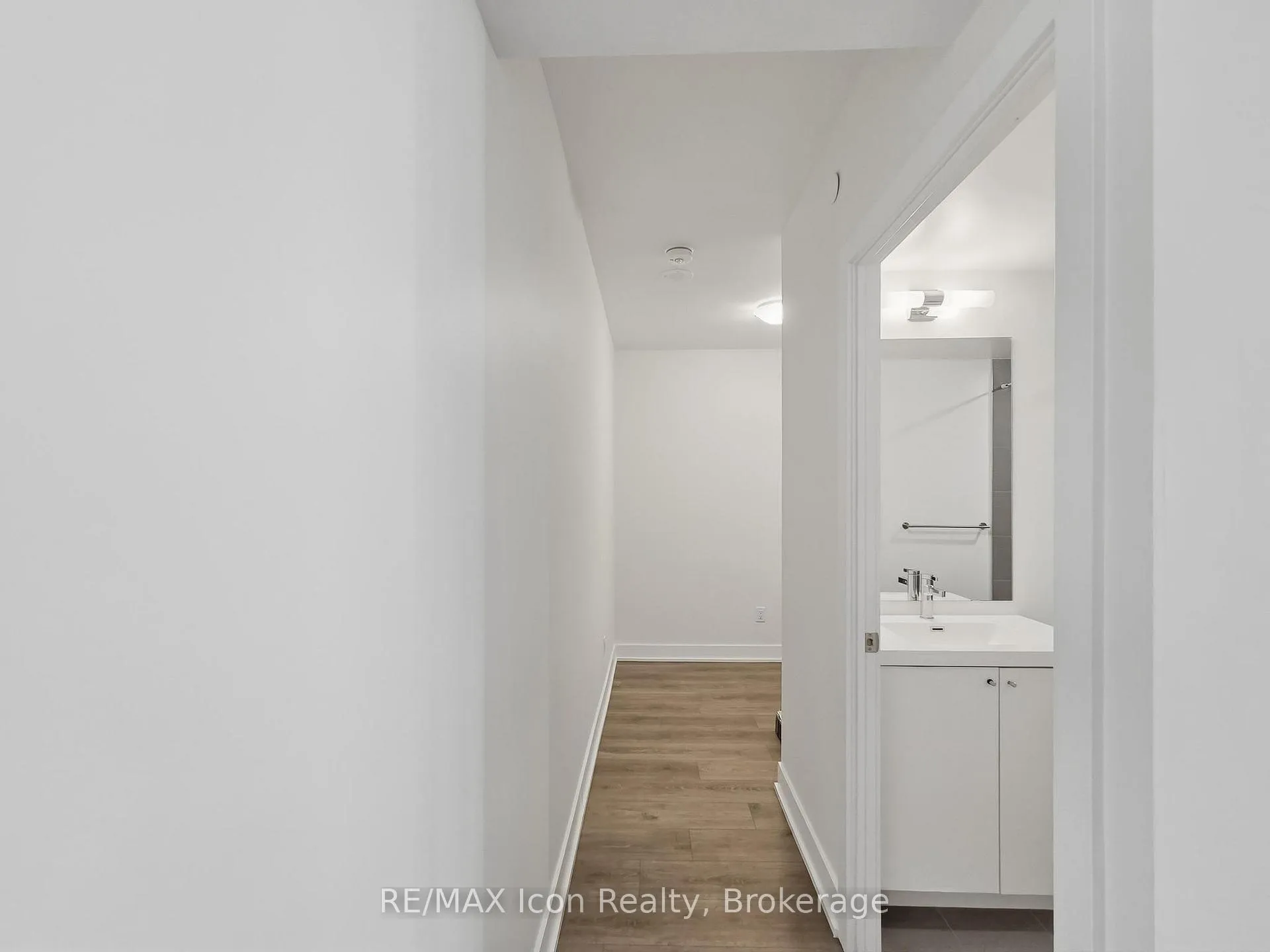Photo 21 of Unit 2214, 2545 Simcoe Street N, Oshawa, Windfields — HOMEH